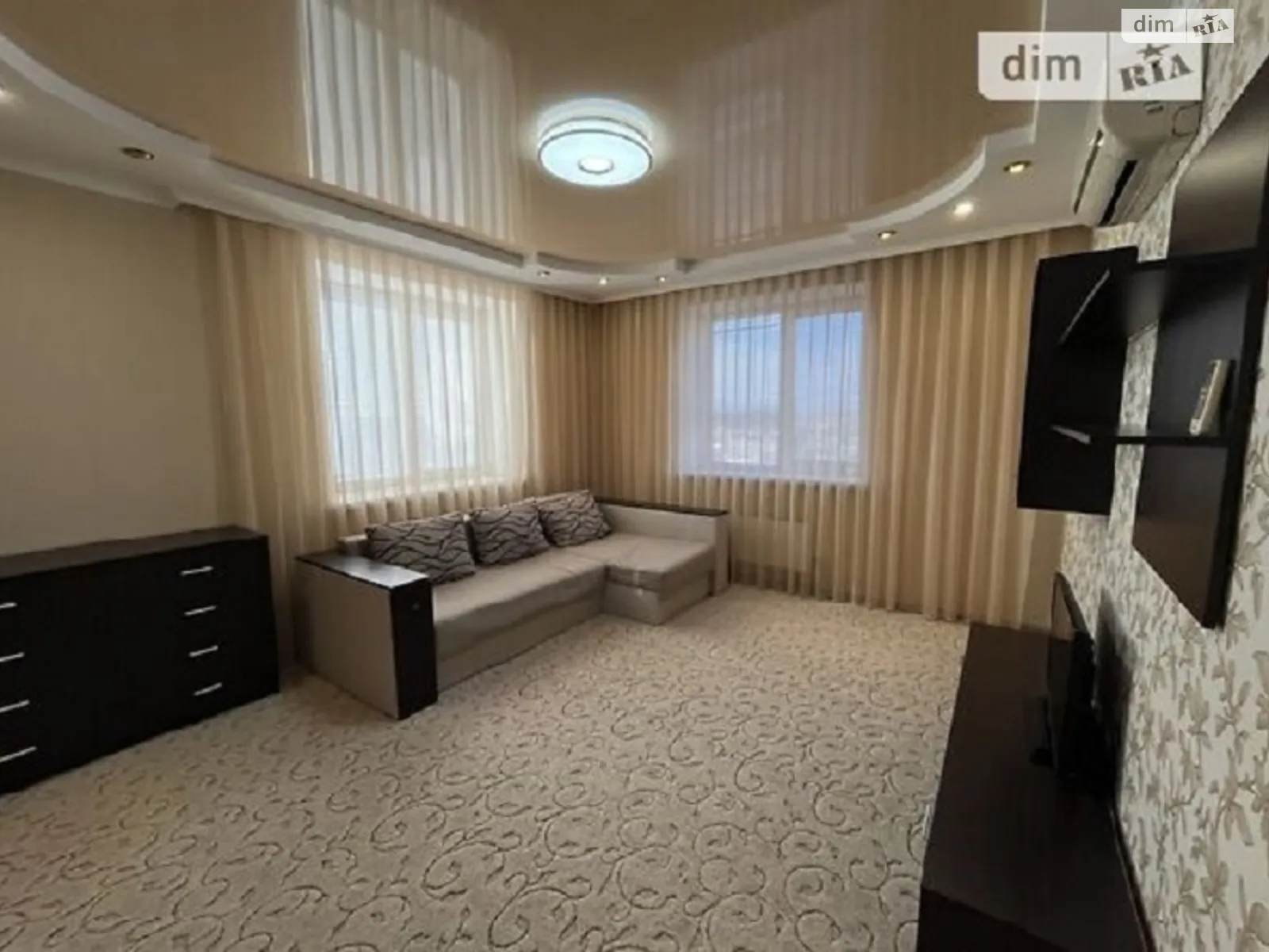 2-комнатная квартира 66.6 кв. м в Запорожье, ул. Товарищеская - фото 1