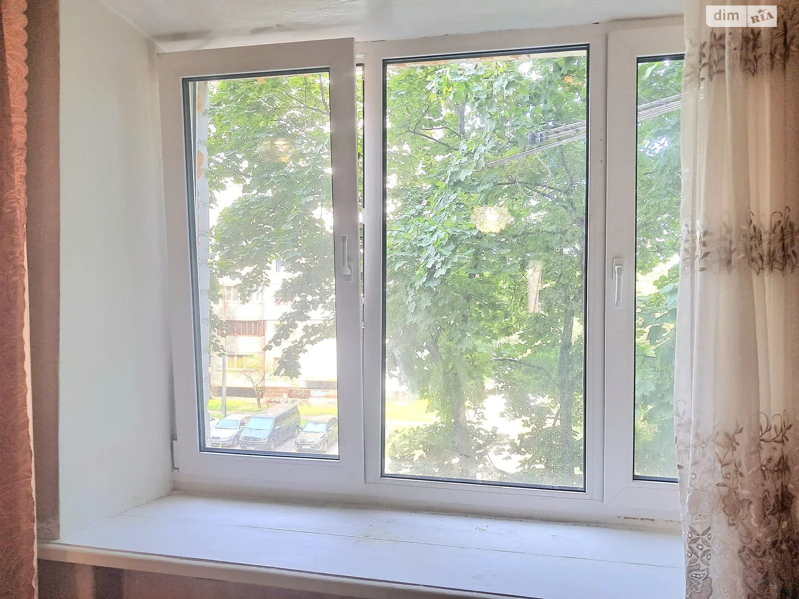 Продается 3-комнатная квартира 58.3 кв. м в Киеве, ул. Новаторов, 4 - фото 1