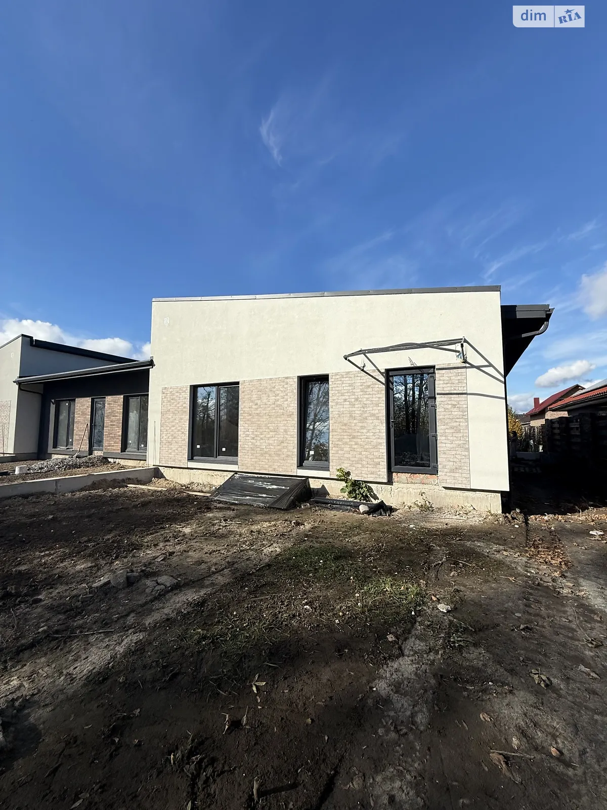 ул. Пригородная Авторынок Ровно, цена: 75000 $ - фото 1