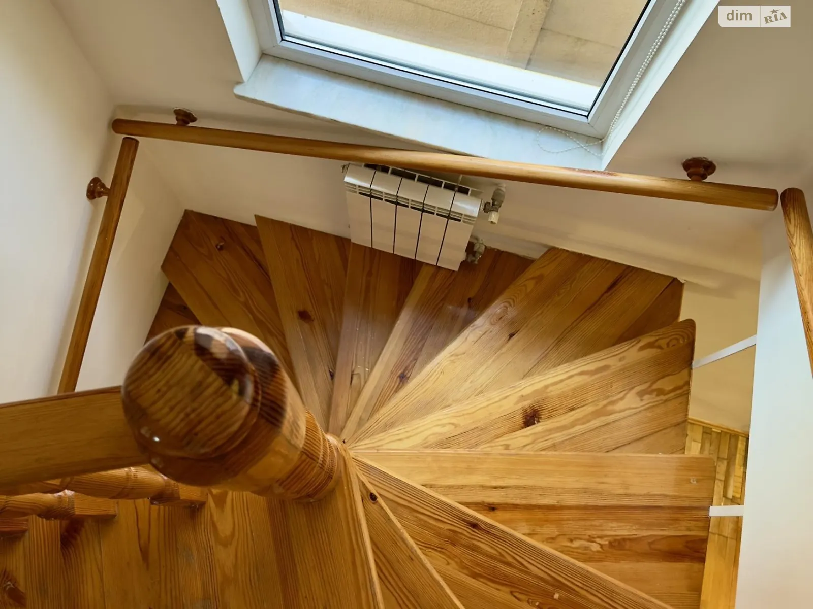 Продается дом на 2 этажа 135 кв. м с беседкой, цена: 170000 $ - фото 1