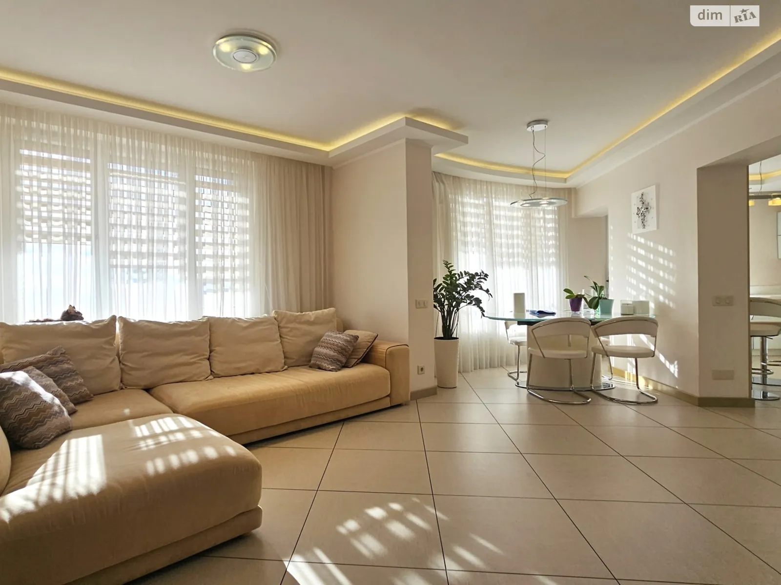 Продается 5-комнатная квартира 181.5 кв. м в Киеве, просп. Петра Григоренко, 22/20 - фото 1