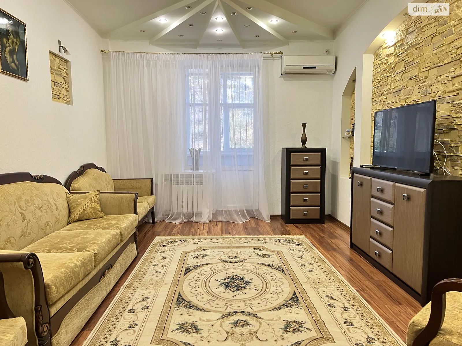 Продається 2-кімнатна квартира 55 кв. м у Полтаві, вул. Соборності(Жовтнева), 53/1 - фото 1