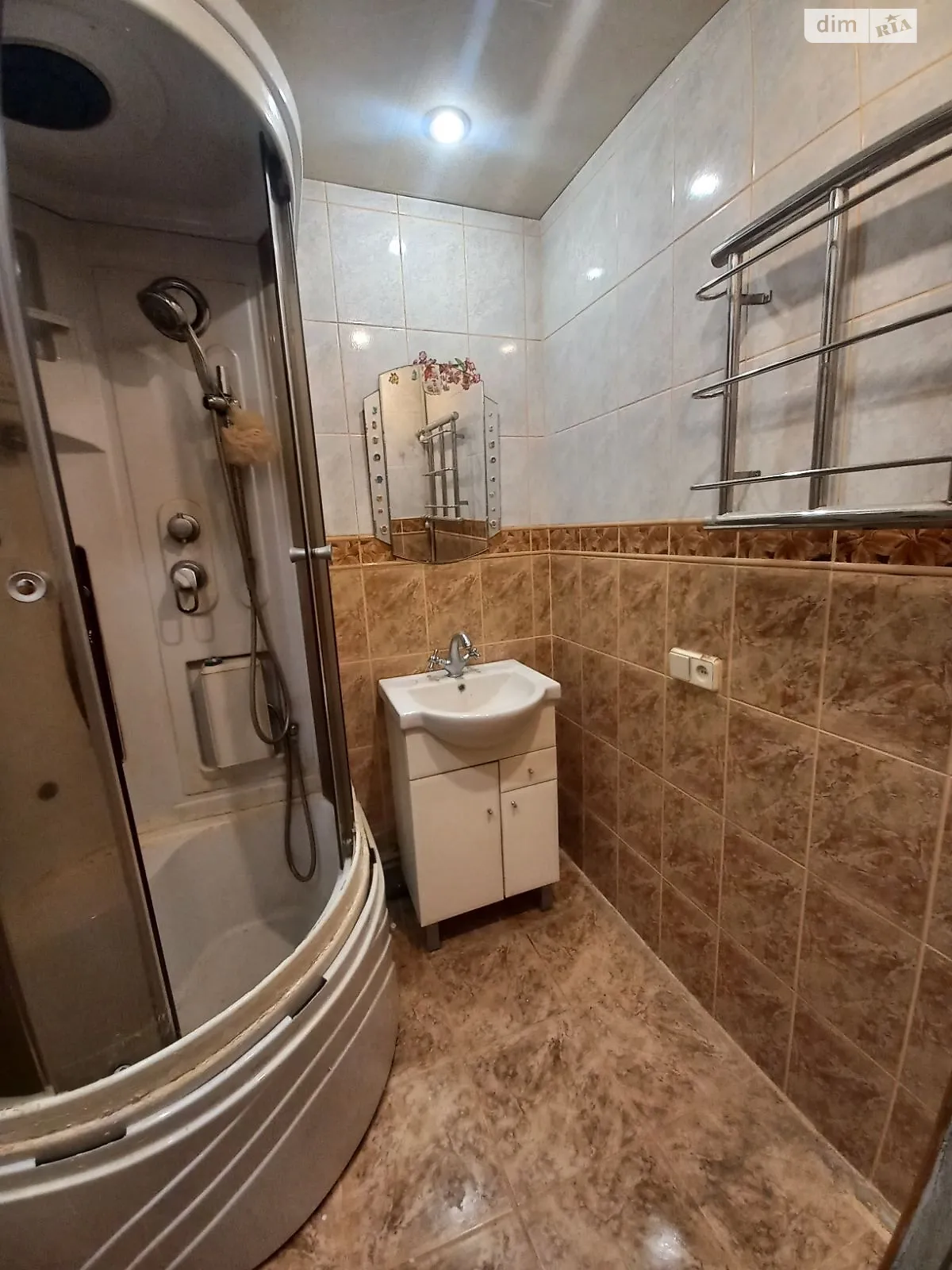 Продається 3-кімнатна квартира 70 кв. м у Полтаві, бул. Побєдоносцева Юрія - фото 1