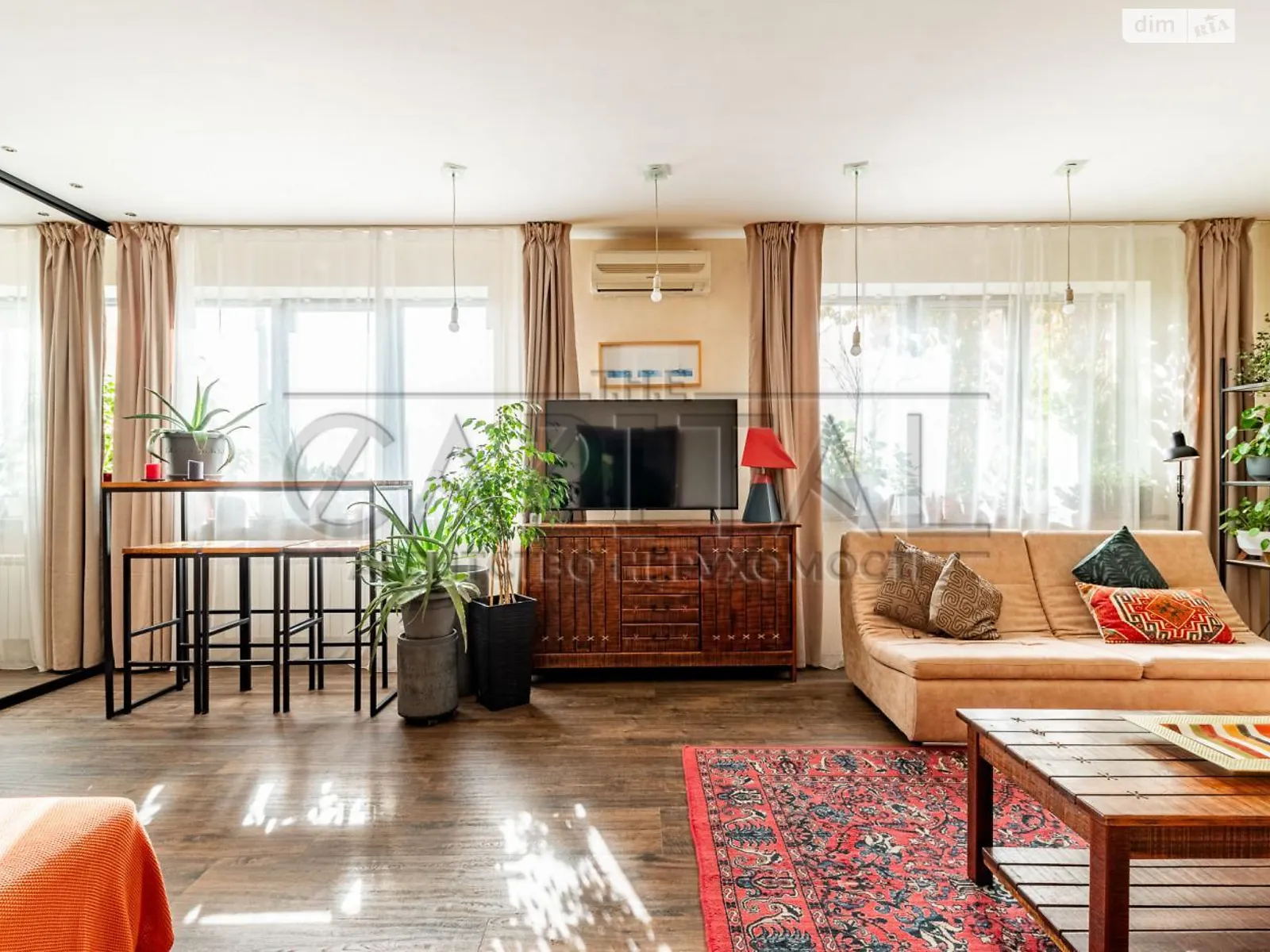 Сдается в аренду дом на 2 этажа 230 кв. м с баней/сауной, цена: 2300 $ - фото 1