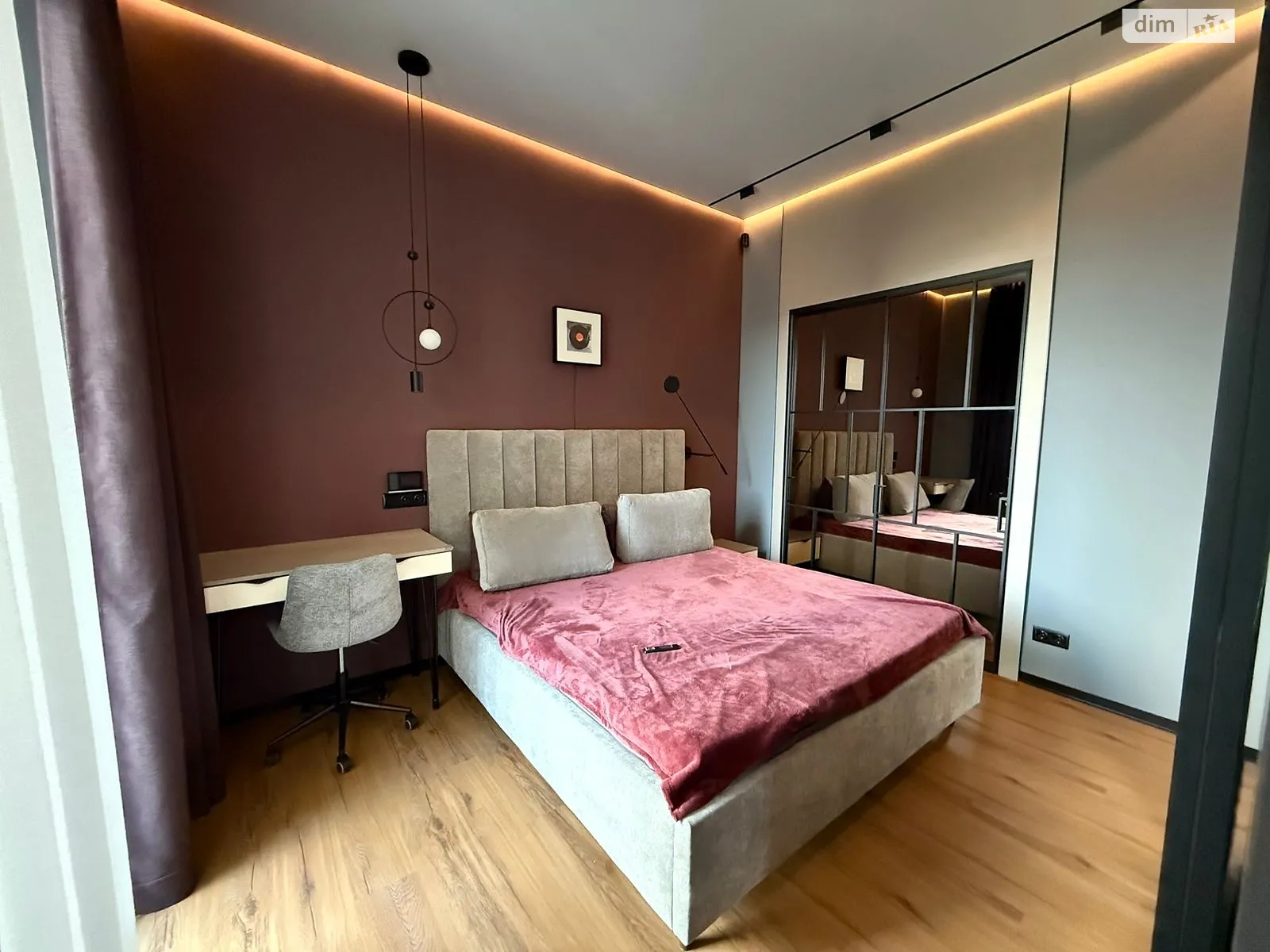 Сдается в аренду 1-комнатная квартира 36 кв. м в Ужгороде, ул. Живописная, 8 - фото 1