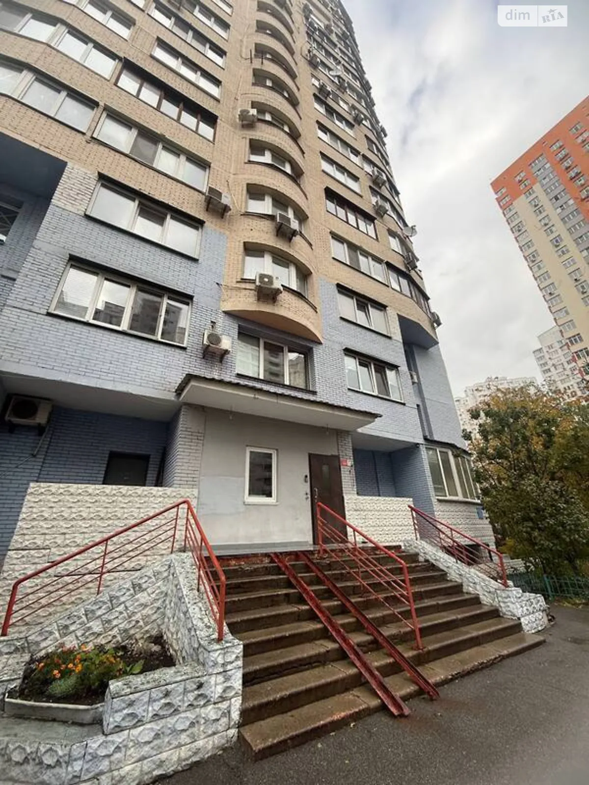 просп. Петра Григоренко, 1Б Дарницкий Киев Позняки - фото 2