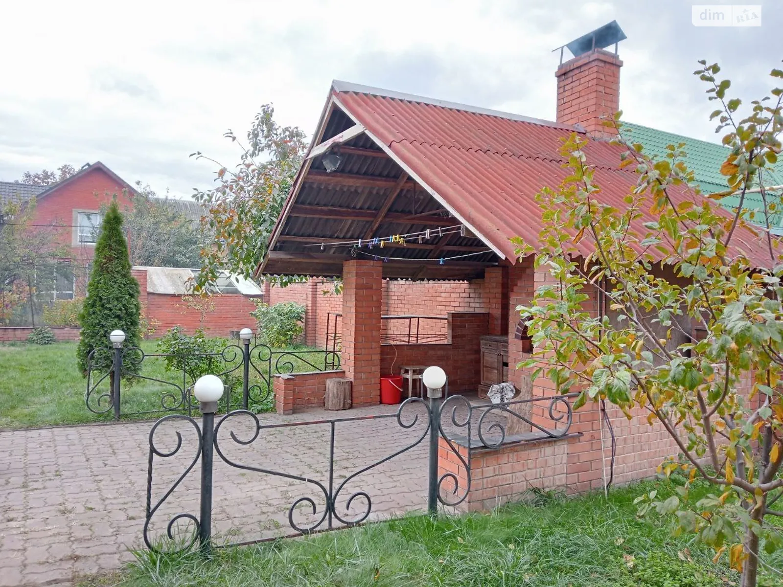 Продается дом на 2 этажа 172.7 кв. м с подвалом, цена: 150000 $ - фото 1