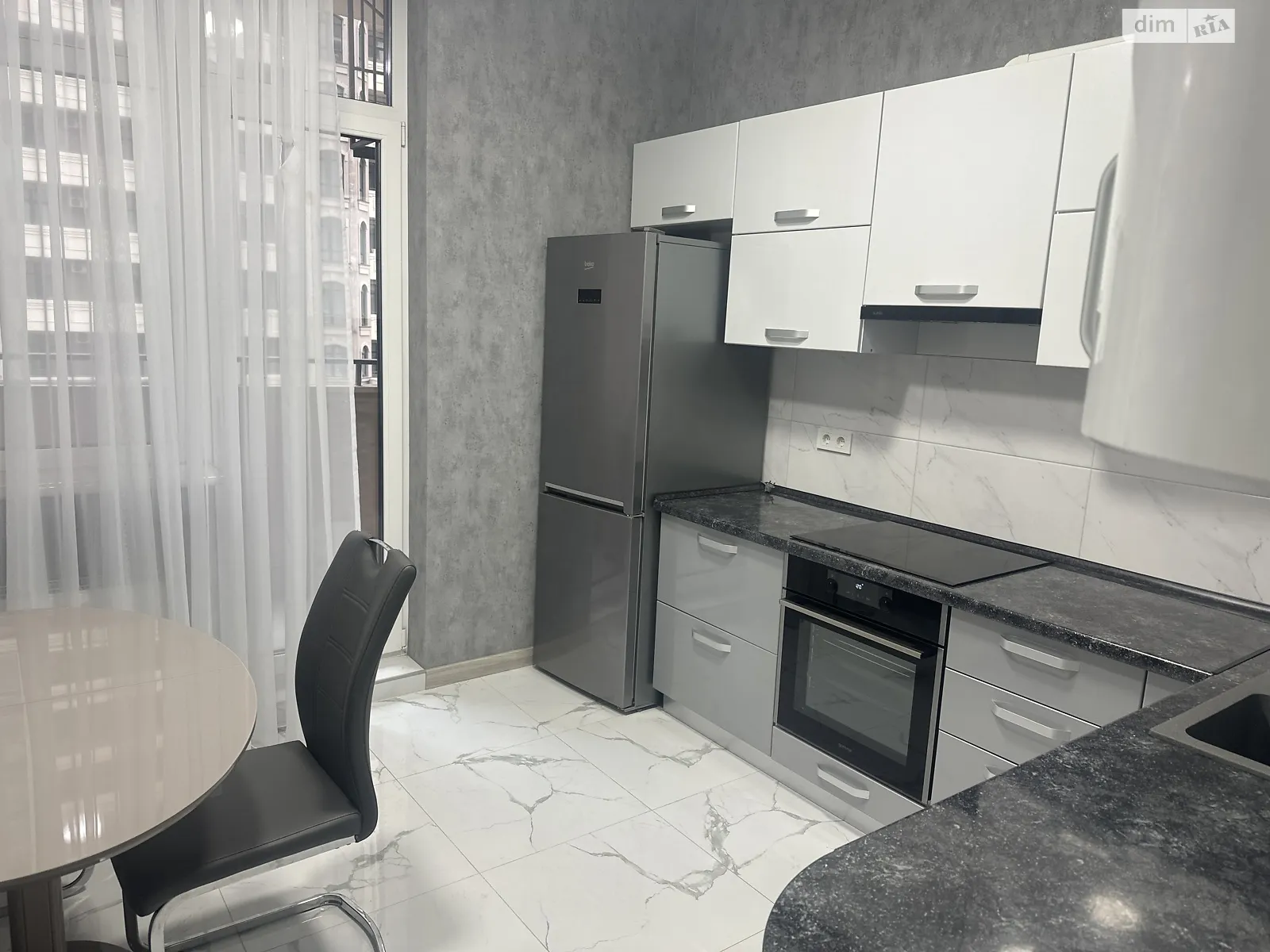 Сдается в аренду 1-комнатная квартира 38 кв. м в Одессе, пер. Курортный, 1Б - фото 1