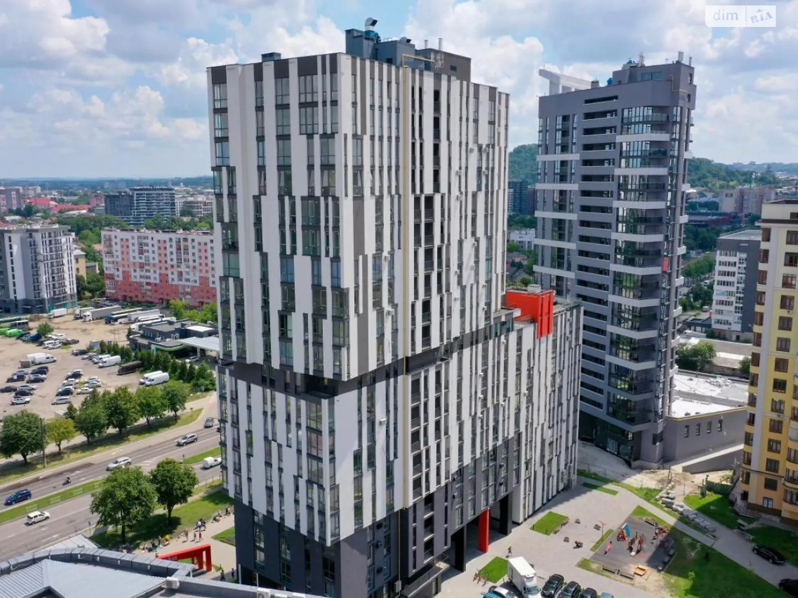 Продается 3-комнатная квартира 75.5 кв. м в Львове, просп. Черновола Вячеслава - фото 1
