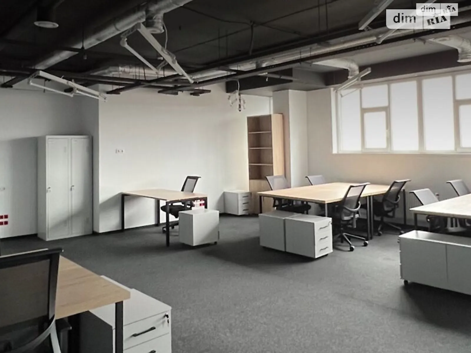Сдается в аренду офис 56 кв. м в бизнес-центре, цена: 66000 грн - фото 1