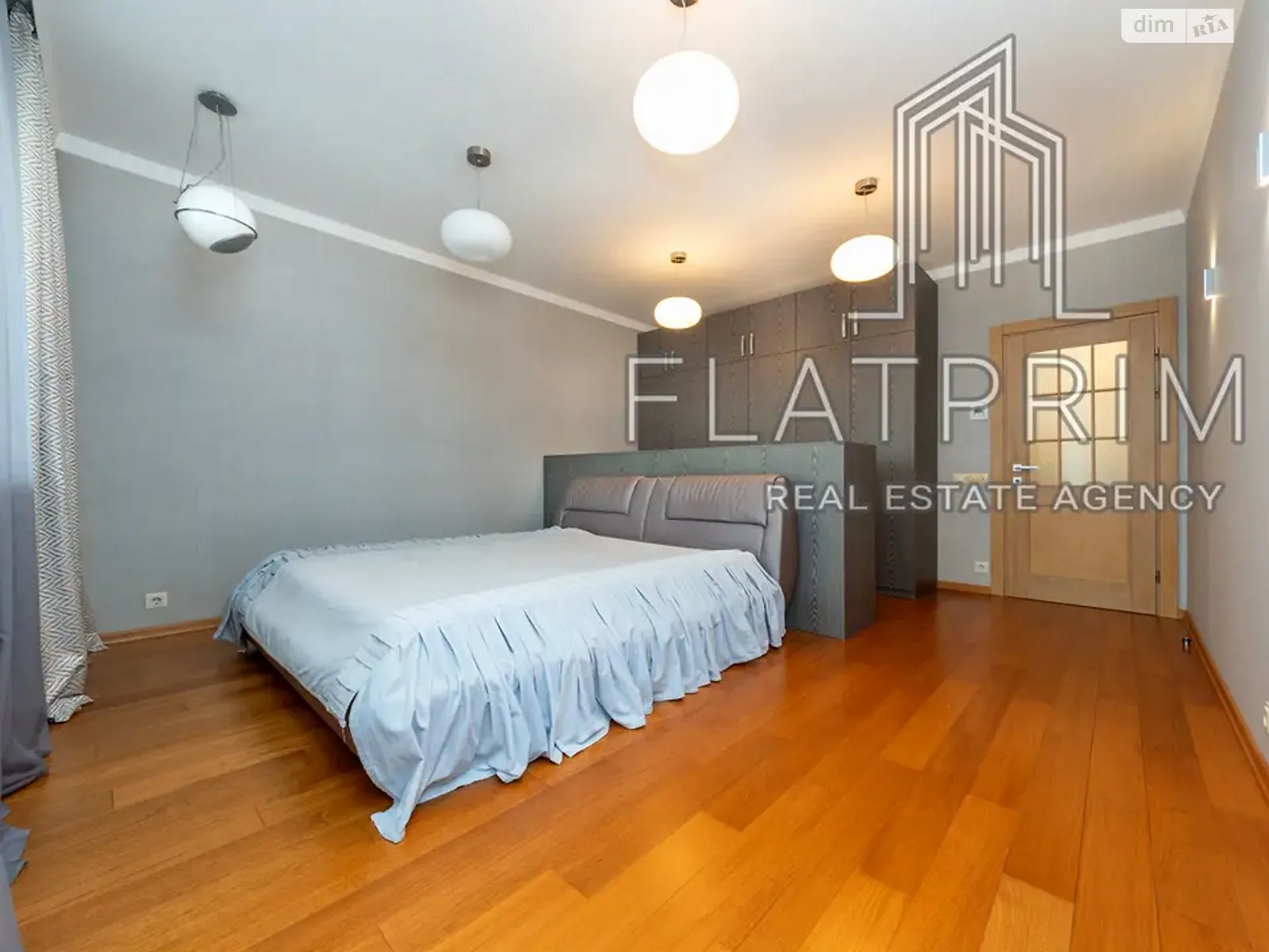 Продается 2-комнатная квартира 98 кв. м в Киеве, ул. Голосеевская, 13А - фото 1