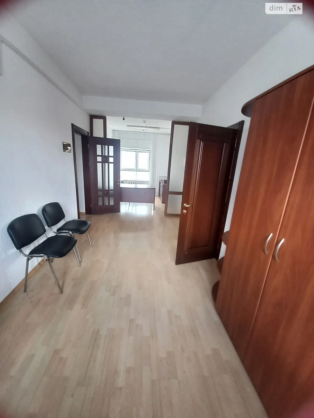 Здається в оренду офіс 103 кв. м в бізнес-центрі, цена: 28500 грн - фото 1