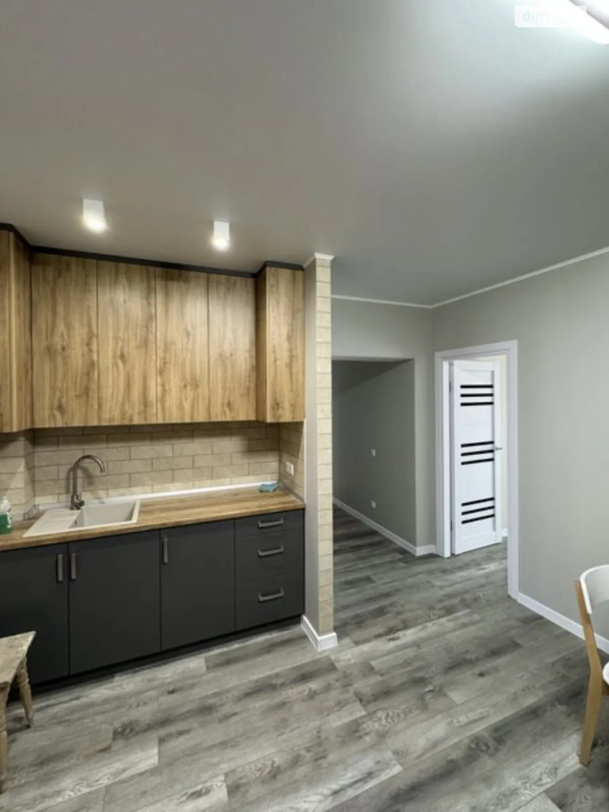 Сдается в аренду 2-комнатная квартира 87 кв. м в Хмельницком, ул. Заречанская, 9 - фото 1