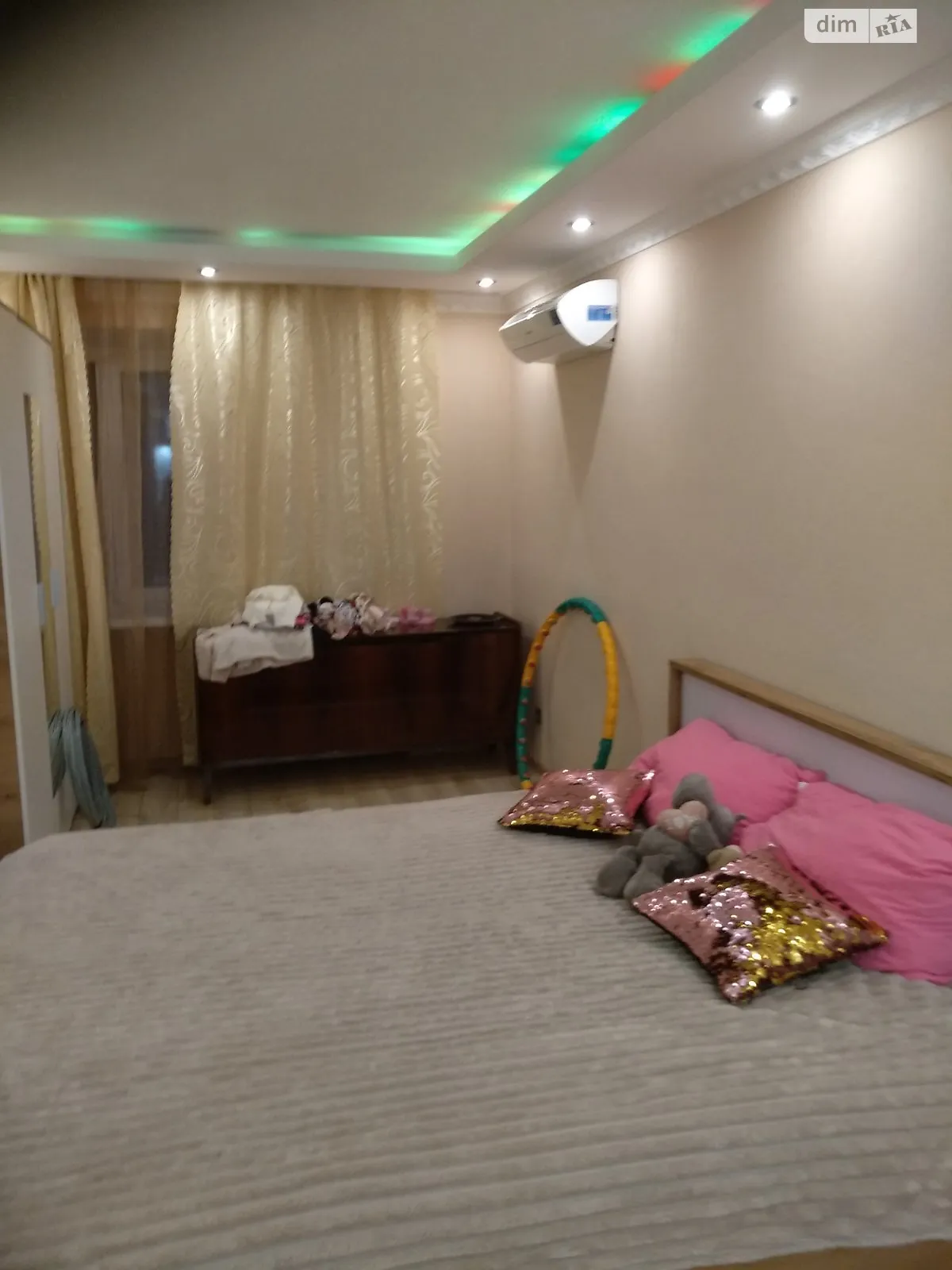 Продається 2-кімнатна квартира 49.5 кв. м у Одесі, вул. Героїв оборони Одеси - фото 1