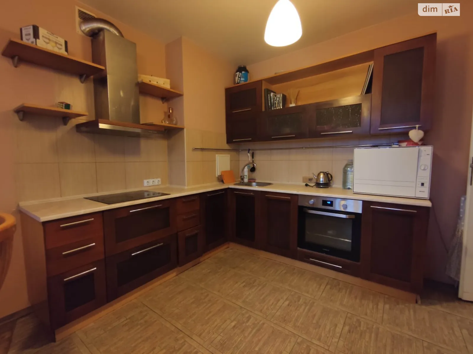 Сдается в аренду 4-комнатная квартира 108 кв. м в Киеве, ул. Подгорная, 7/36 - фото 1