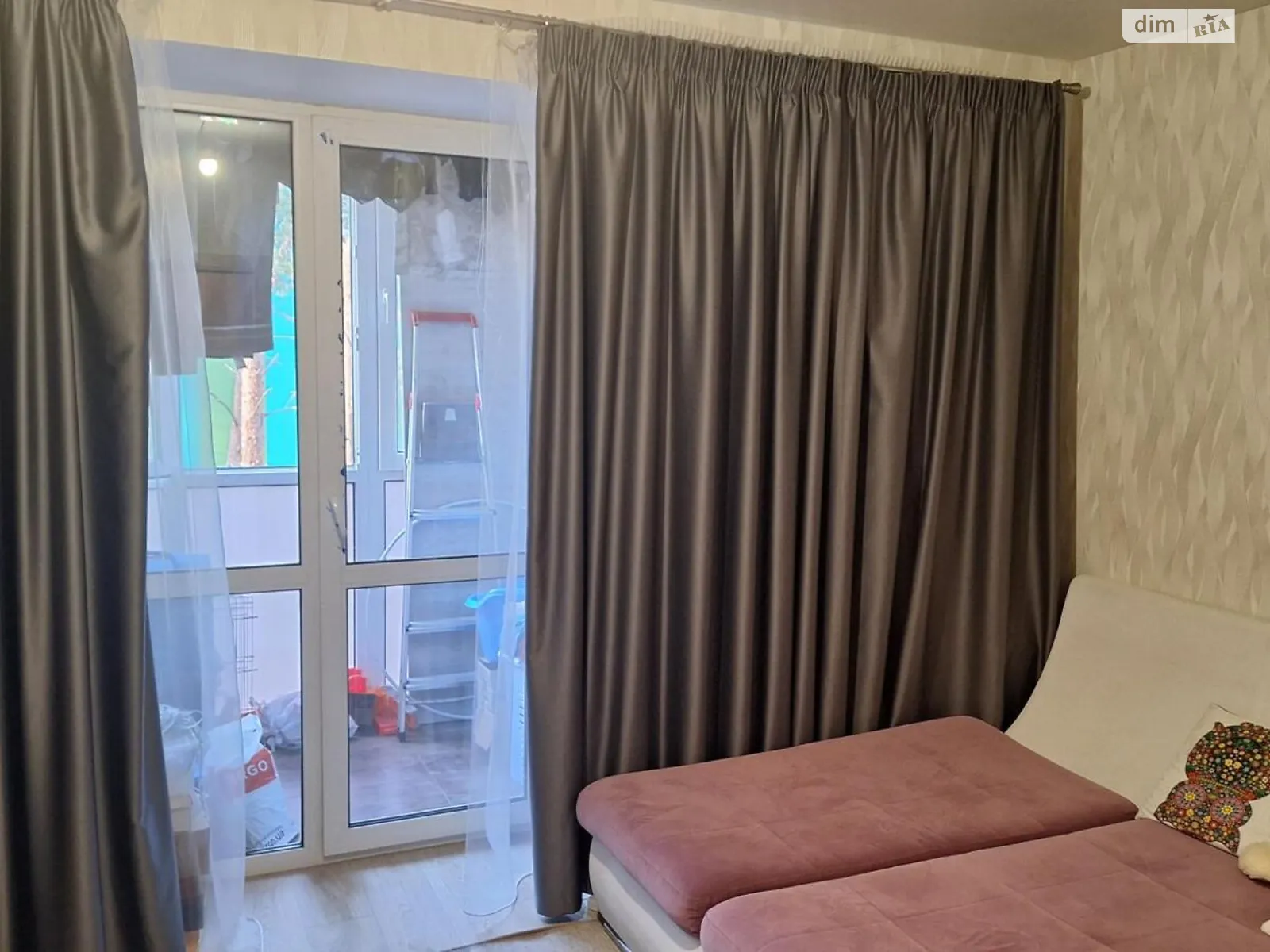 Продается 3-комнатная квартира 69.6 кв. м в Ирпене, ул. Полтавская, 57 - фото 1