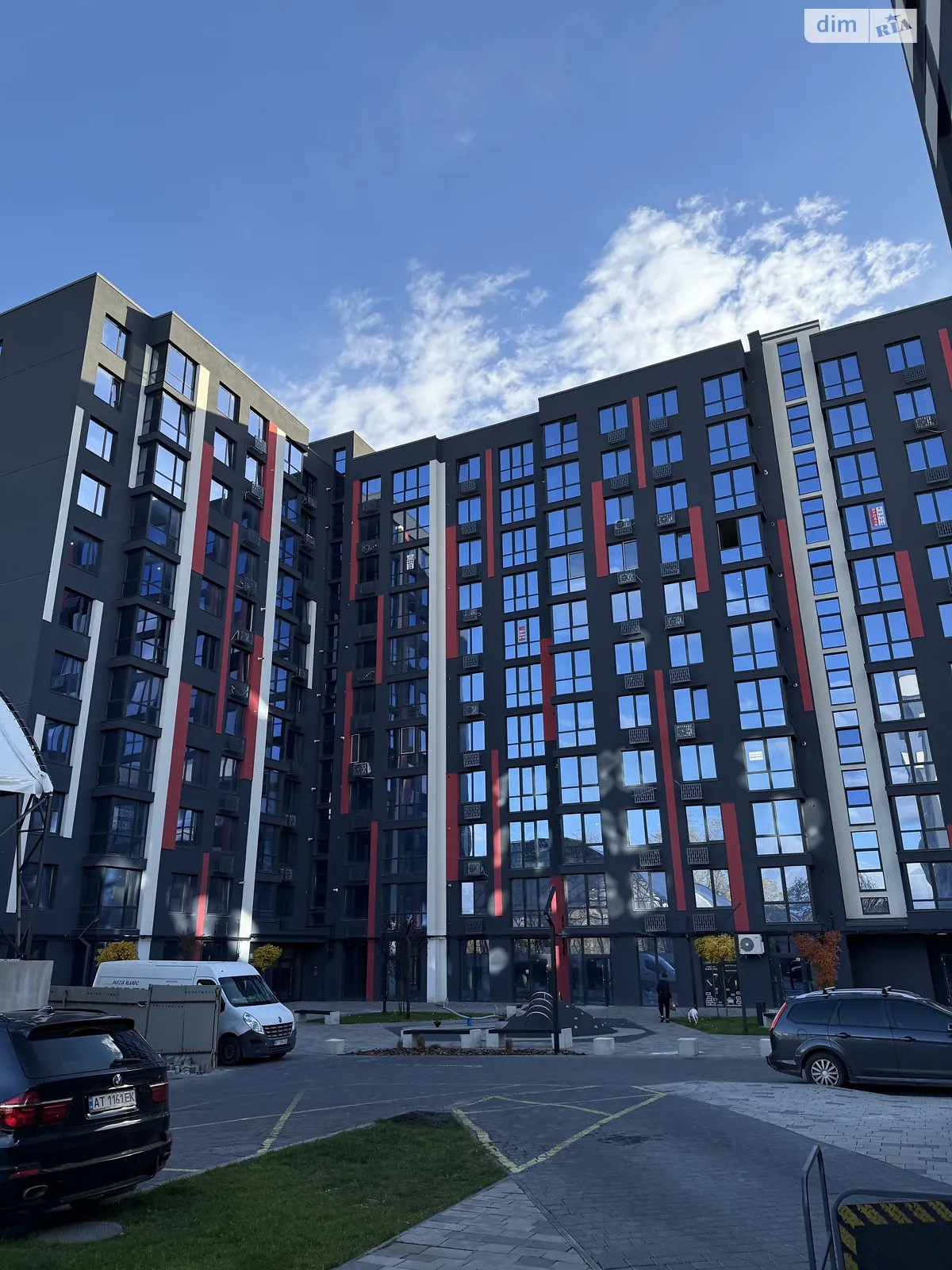 Продается 1-комнатная квартира 45 кв. м в Ивано-Франковске, ул. Бандеры Степана, 79 - фото 1