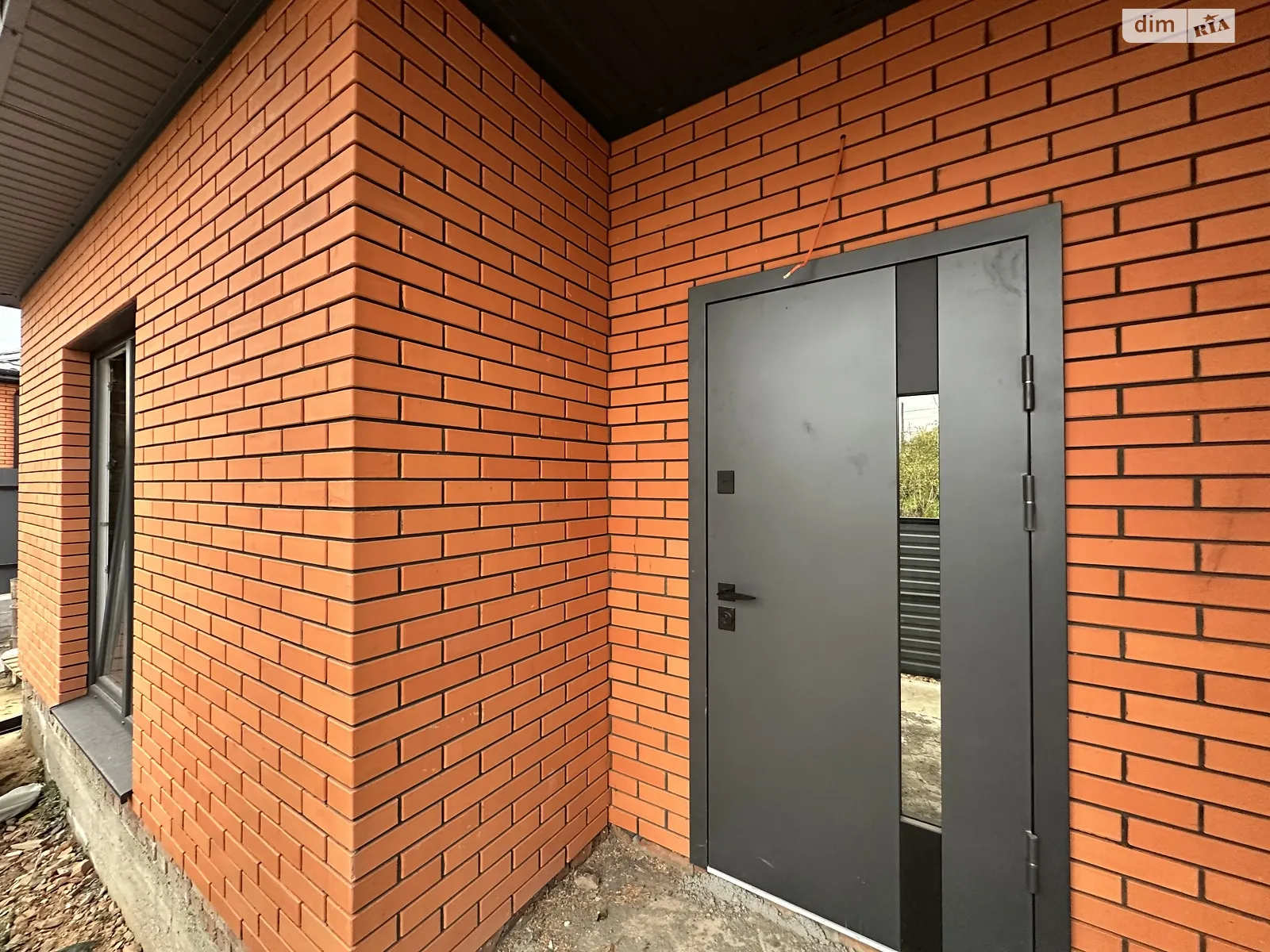 Продається одноповерховий будинок 92 кв. м з меблями, цена: 92000 $ - фото 1