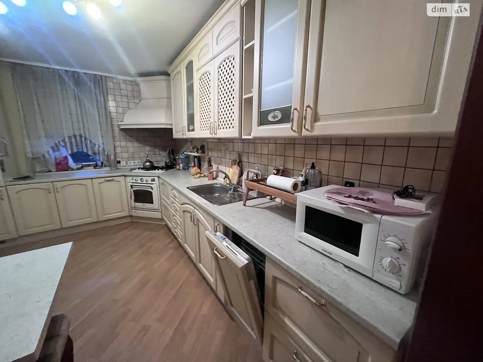 Продається 2-кімнатна квартира 63 кв. м у Харкові, вул. Велика Кільцева, 138 - фото 1