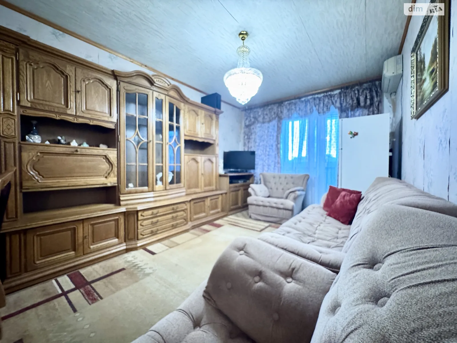 Продается 3-комнатная квартира 64 кв. м в Днепре, ул. Янтарная, 83/1 - фото 1