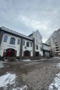 Довгострокова оренда комерційного приміщення, Рівне, р‑н. Північний, Коновальця Євгена вулиця, буд. 3А