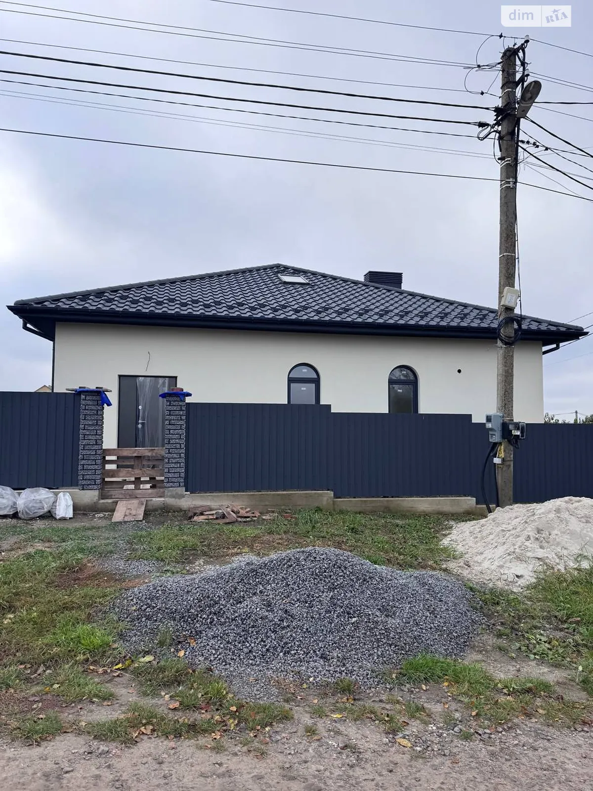 Продається одноповерховий будинок 142 кв. м з подвалом, цена: 170000 $ - фото 1