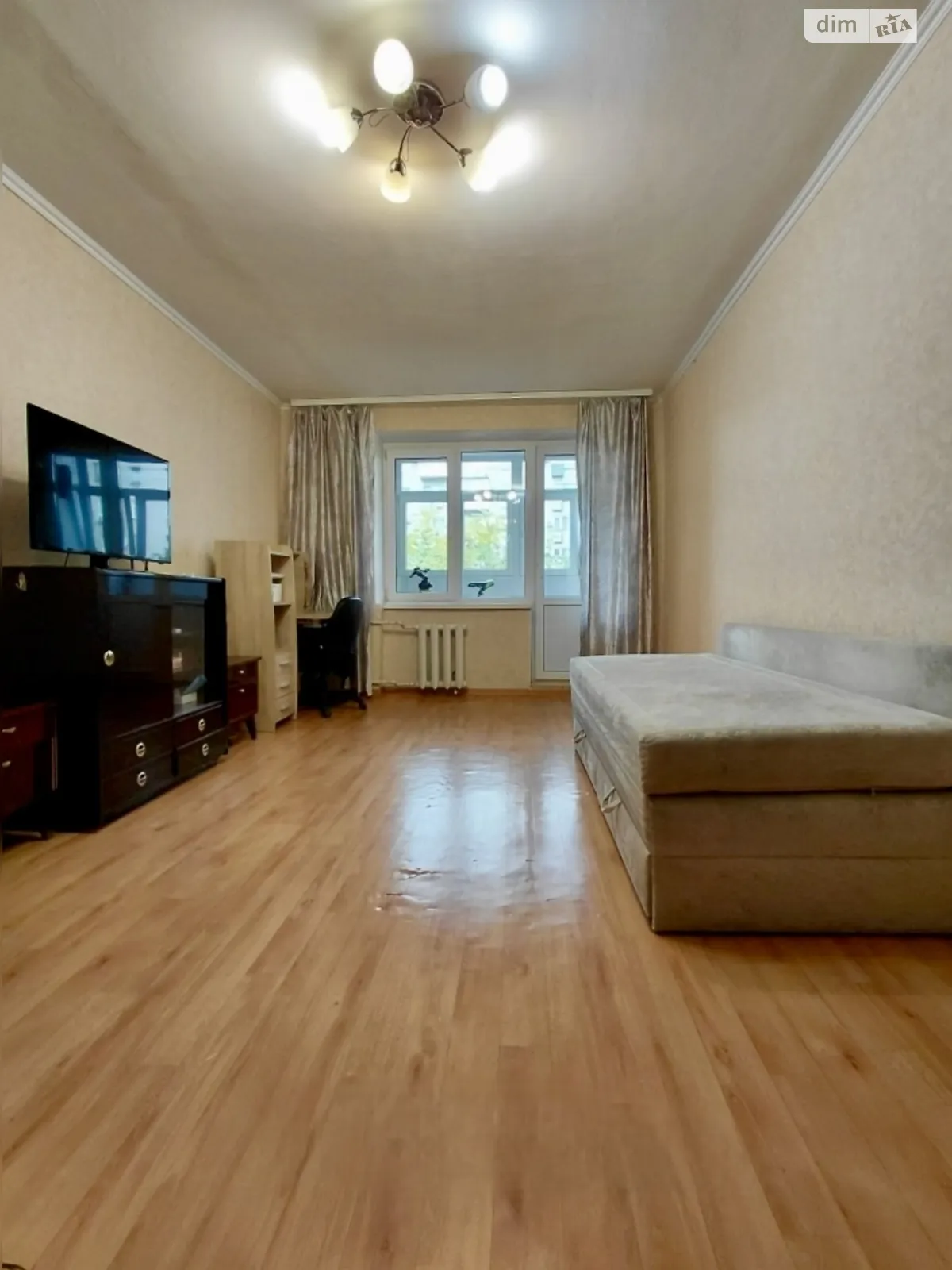 Продается 1-комнатная квартира 31 кв. м в Одессе, ул. Семьи Глодан(Ильфа и Петрова), 6/1 - фото 1