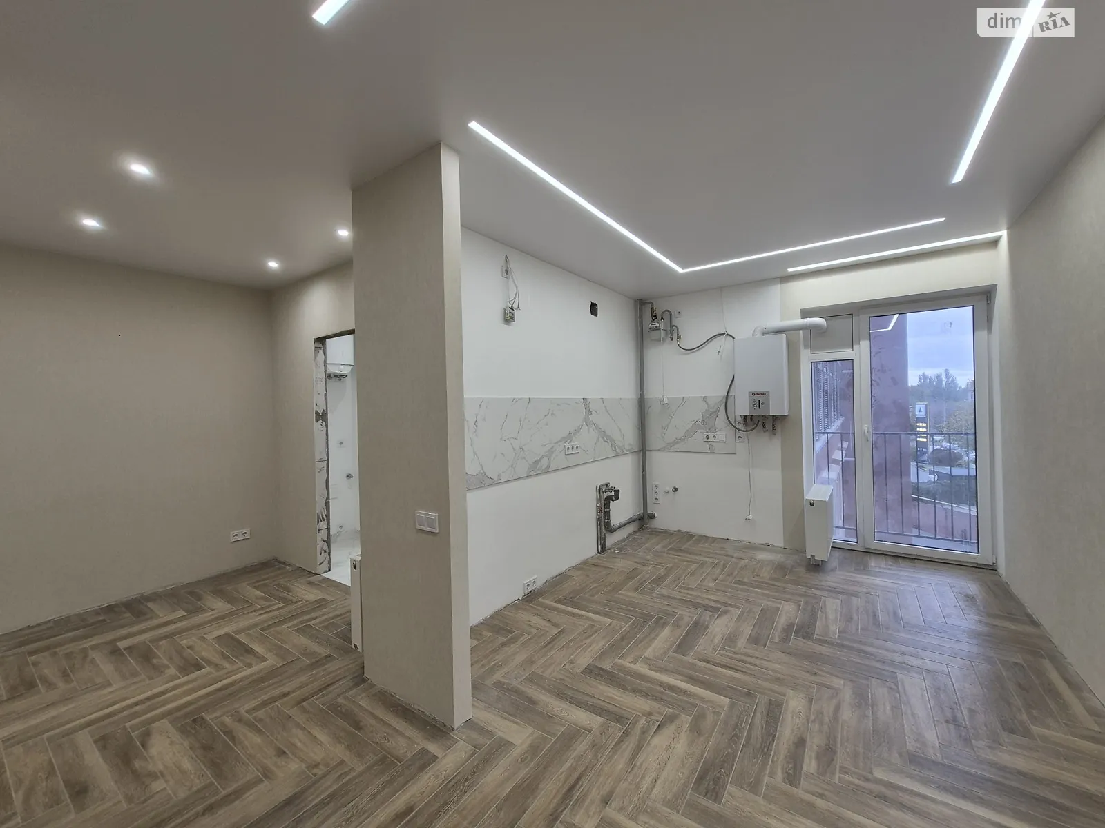 Продается 1-комнатная квартира 45 кв. м в Одессе, ул. Инглези - фото 1