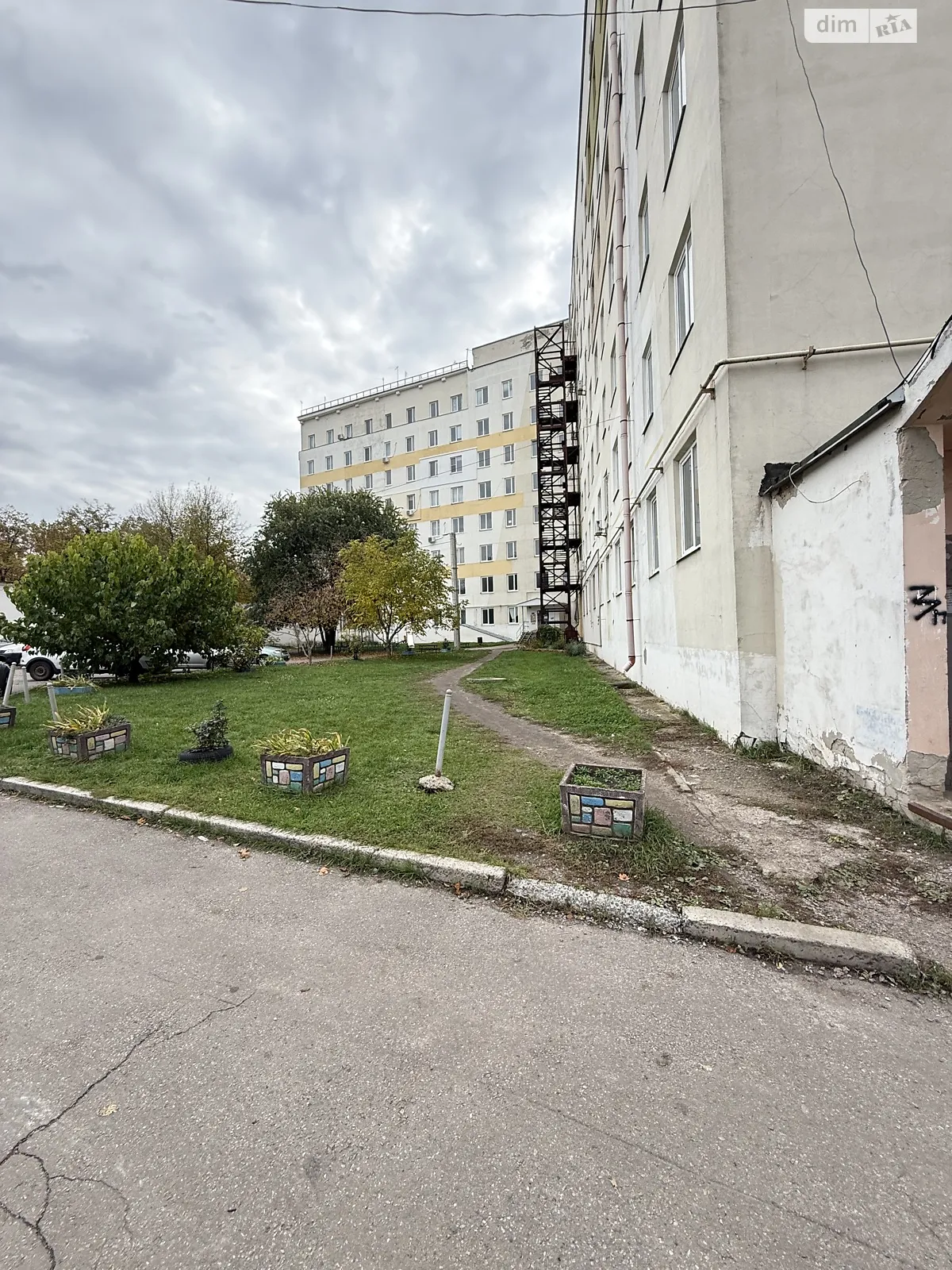 Продается помещения свободного назначения 1955.1 кв. м в 9-этажном здании, цена: 240000 $ - фото 1