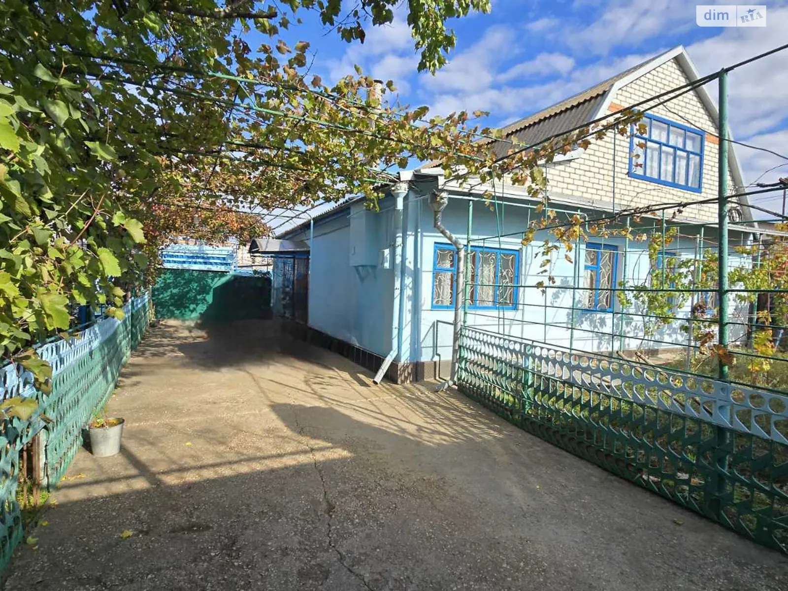 Продается дом на 2 этажа 76.2 кв. м с подвалом, цена: 42000 $ - фото 1