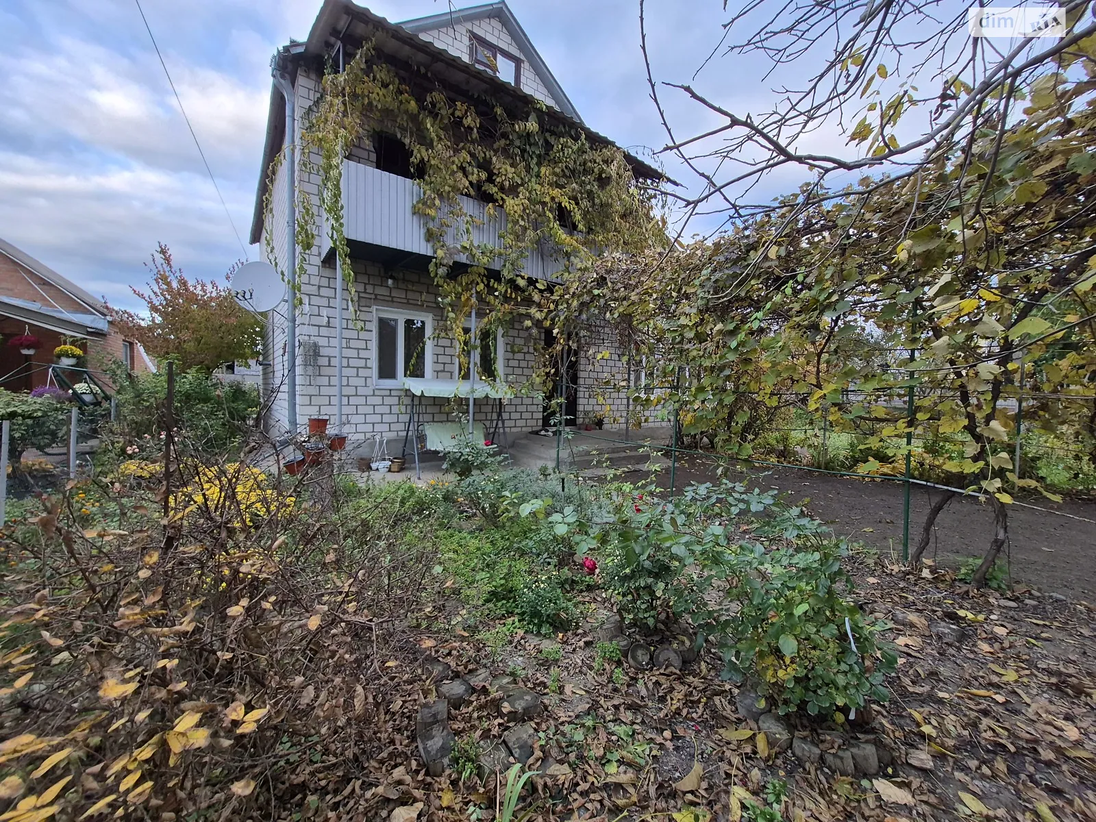 Продается дом на 2 этажа 150 кв. м с террасой, цена: 100000 $ - фото 1