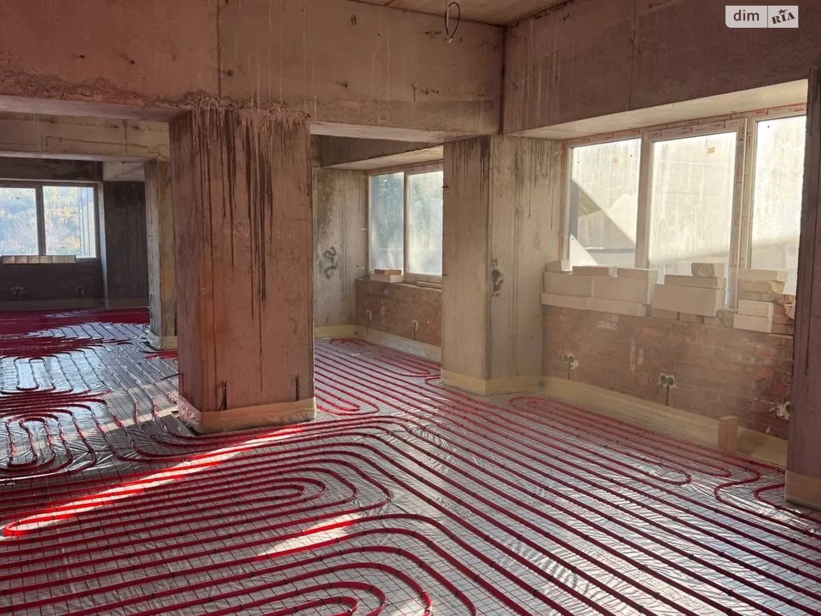 Здається в оренду приміщення вільного призначення 300 кв. м в 8-поверховій будівлі, цена: 100000 $ - фото 1