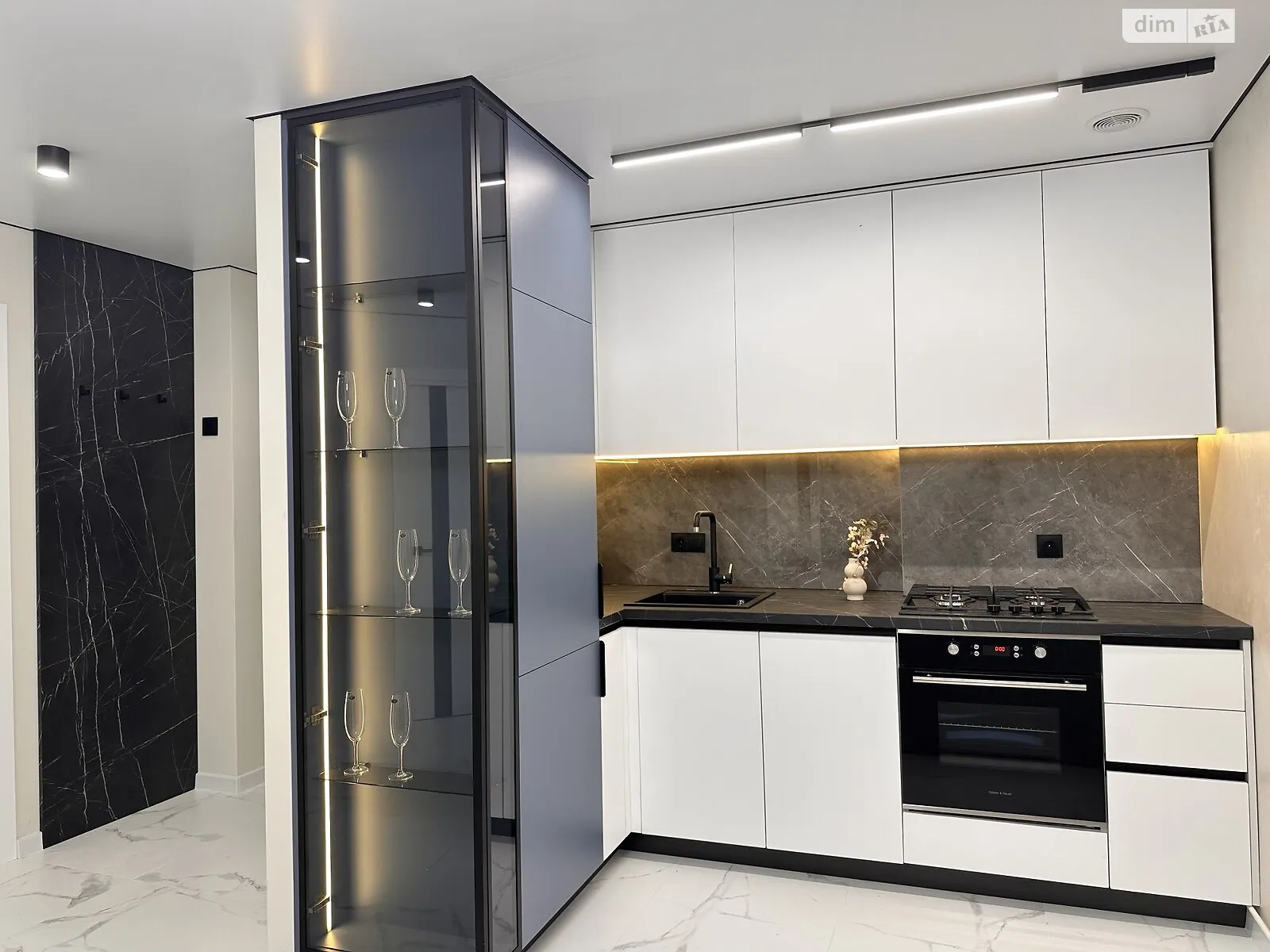 2-кімнатна квартира 52.5 кв. м у Тернополі, вул. Смакули, 8 - фото 1