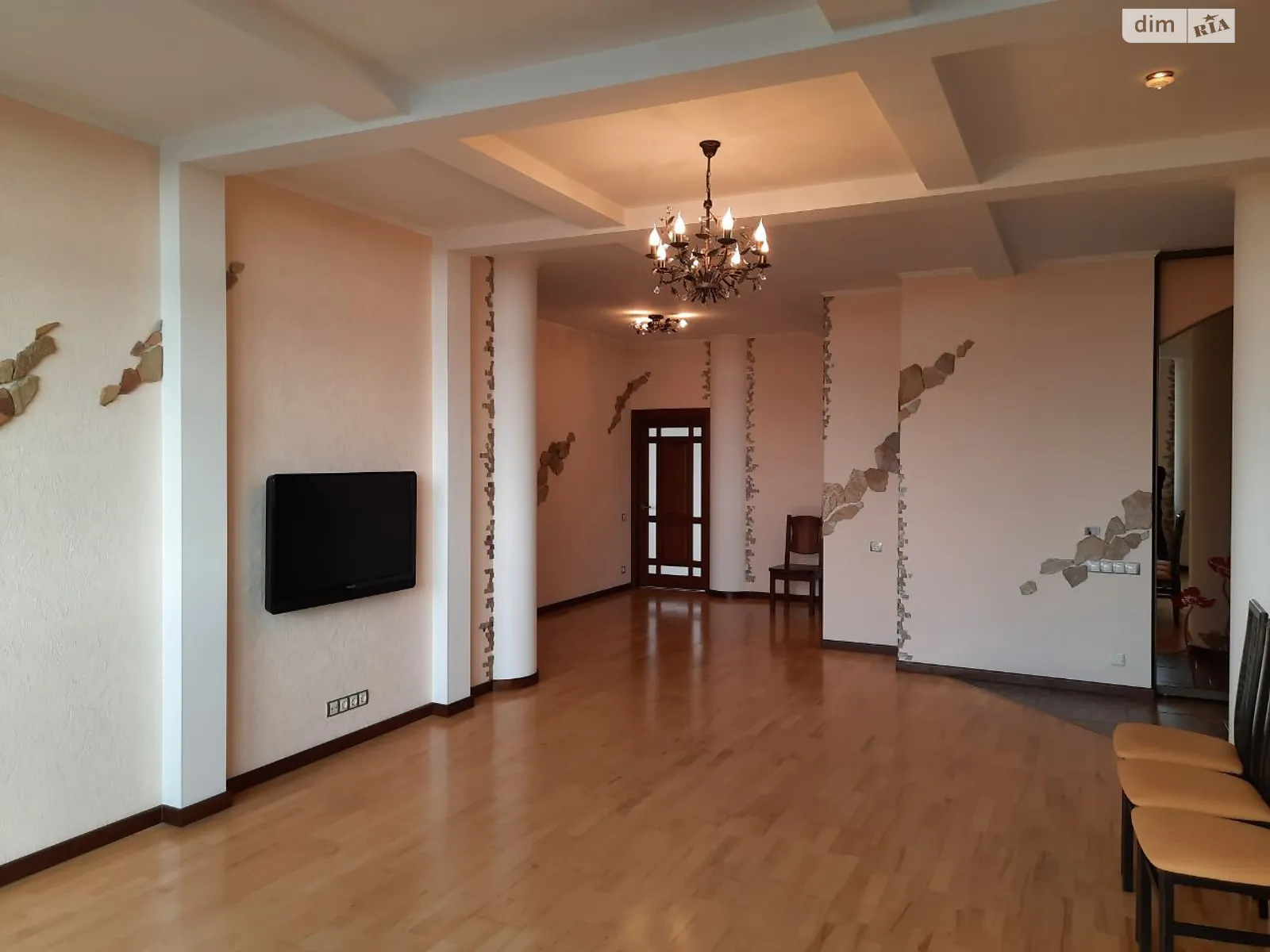 Продается 3-комнатная квартира 163.4 кв. м в Харькове, ул. Чернышевская, 31А - фото 1