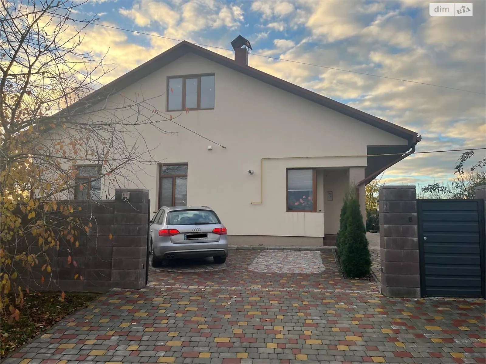 Продається будинок 2 поверховий 144 кв. м з садом, цена: 220000 $ - фото 1
