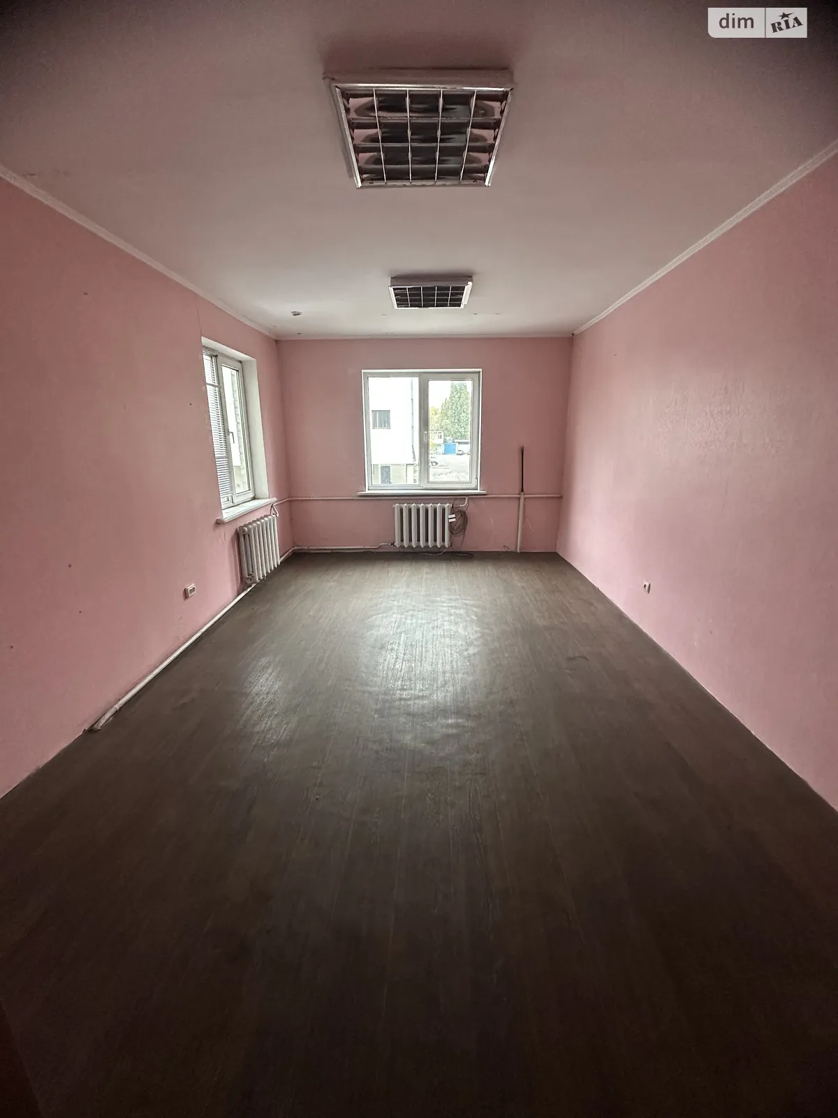 Здається в оренду офіс 19.8 кв. м в бізнес-центрі, цена: 2942 грн - фото 1