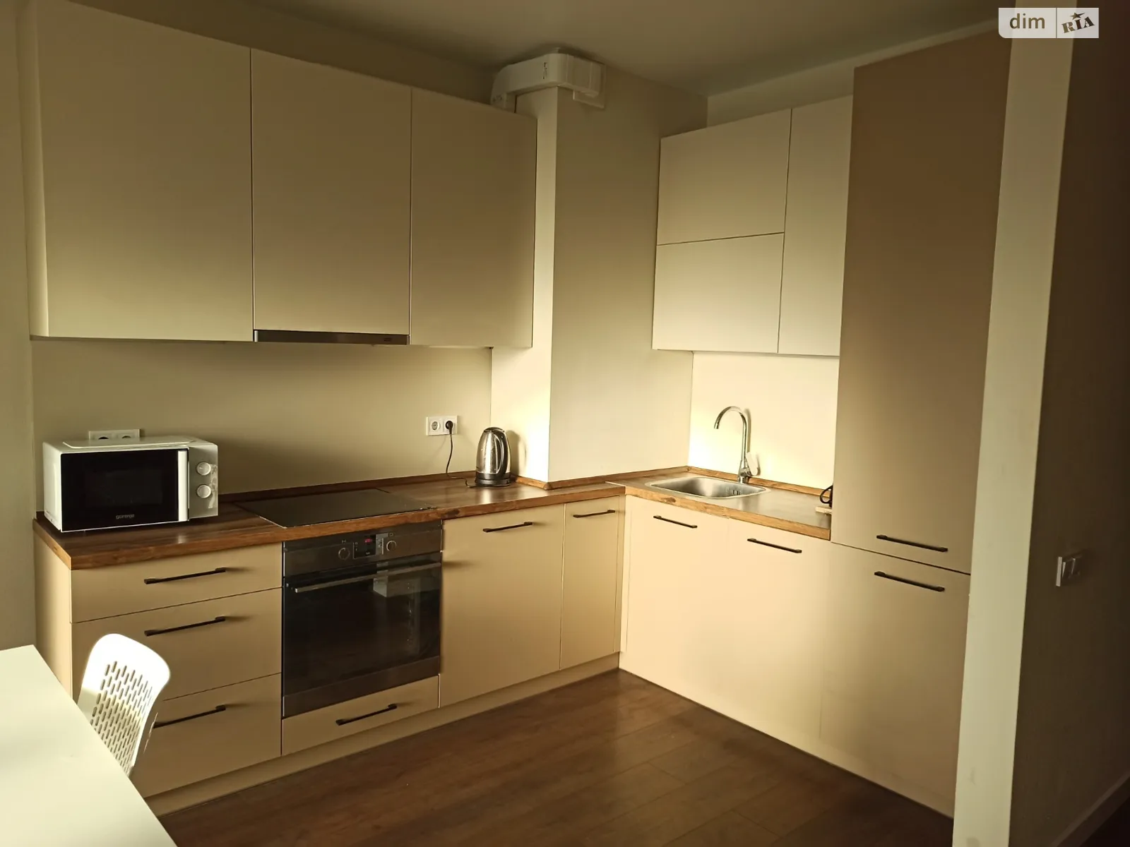 Сдается в аренду 1-комнатная квартира 68 кв. м в Киеве, ул. Михаила Бойчука, 41Б - фото 1