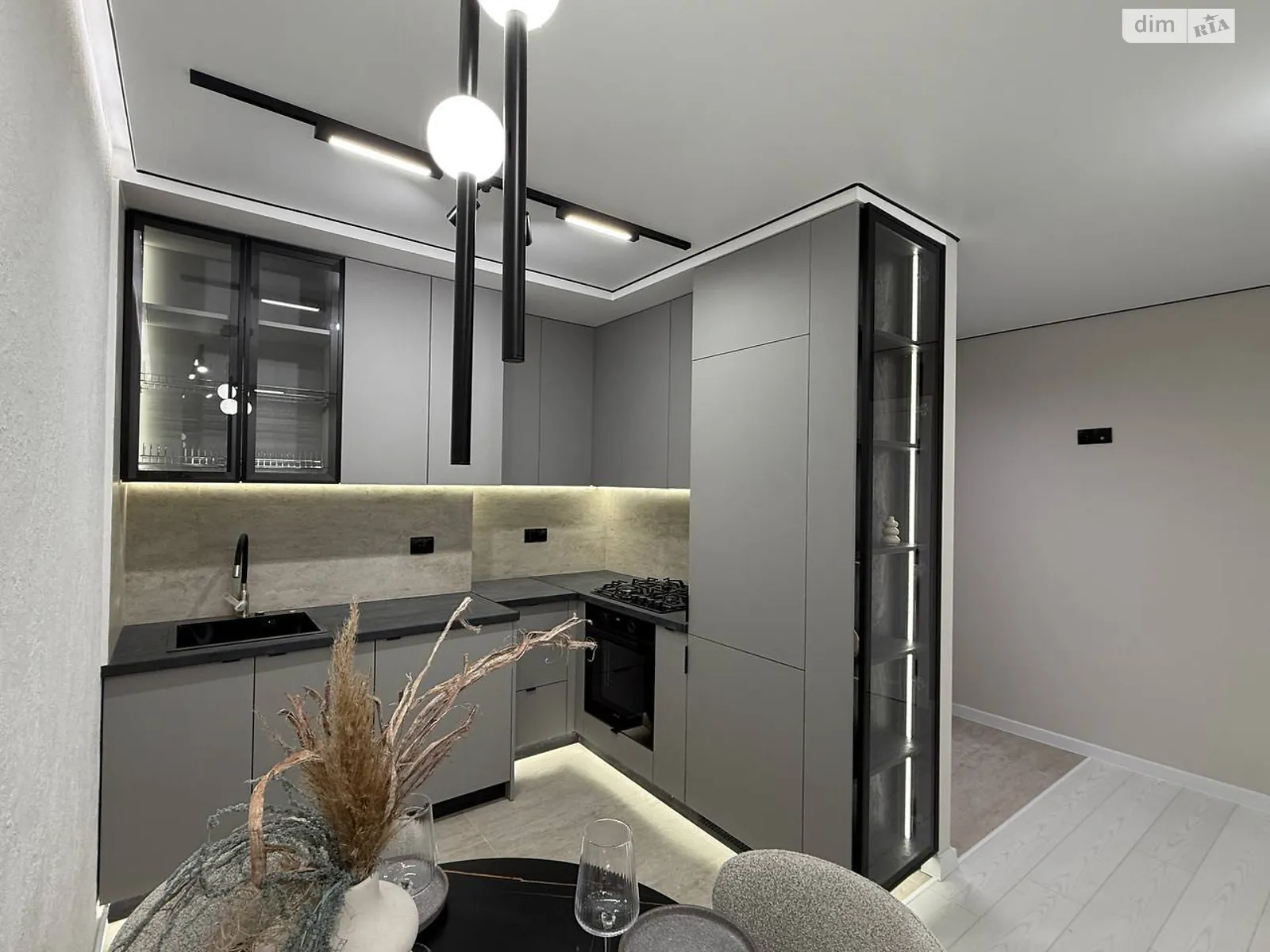 2-комнатная квартира 58 кв. м в Тернополе, ул. Смакулы, 8 - фото 1