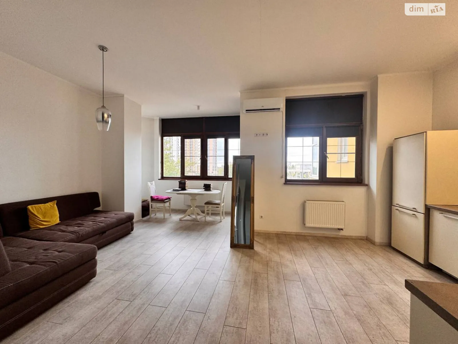 Продается 1-комнатная квартира 45 кв. м в Одессе, ул. Артиллерийская - фото 1