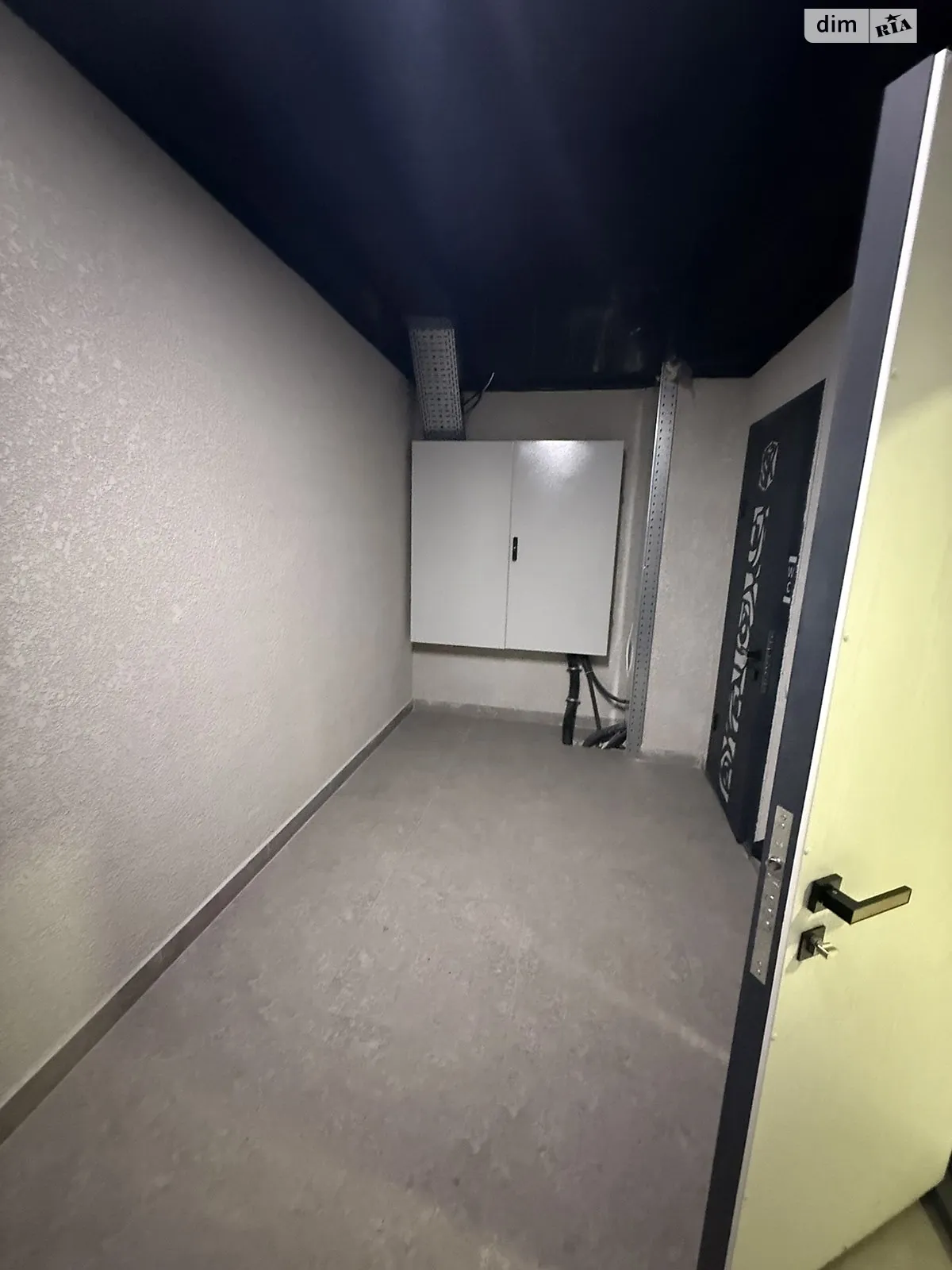 Продається офіс 42.2 кв. м в бізнес-центрі, цена: 37700 $ - фото 1