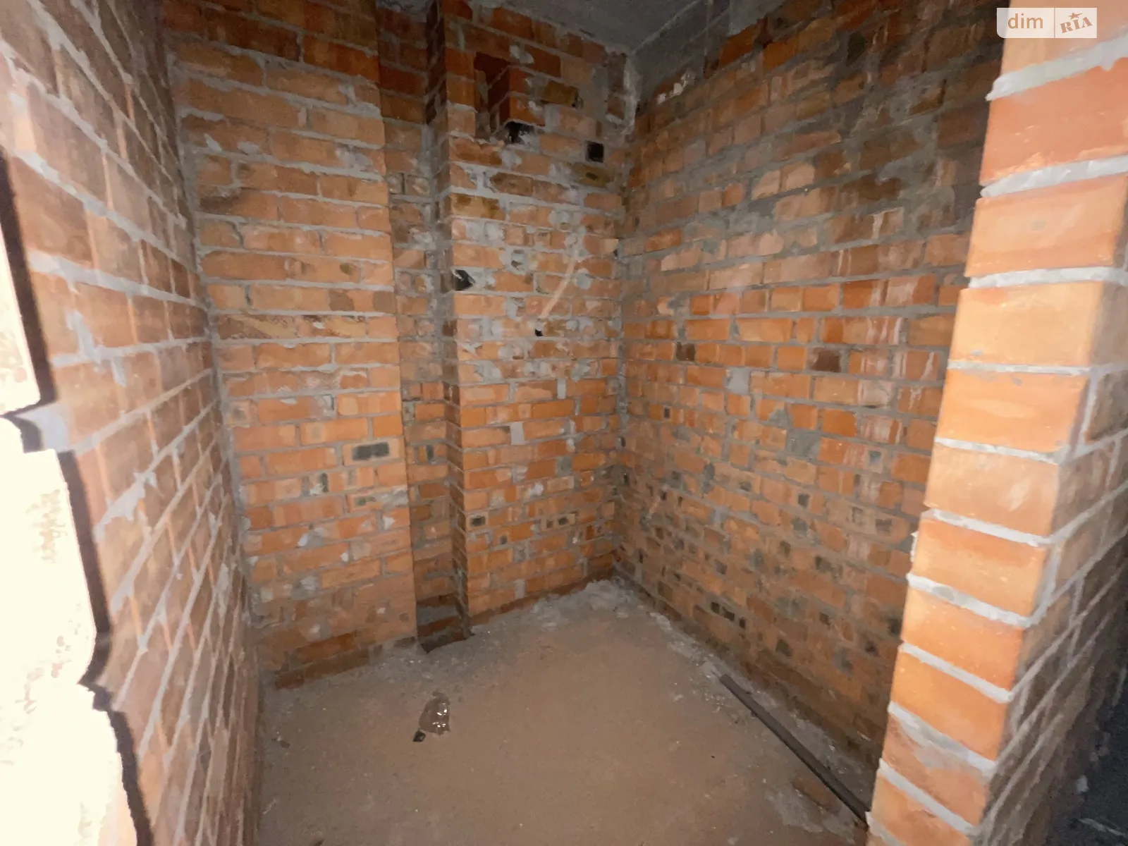 Продається 1-кімнатна квартира 20 кв. м у Гостомелі, вул. Миру, 3 - фото 1