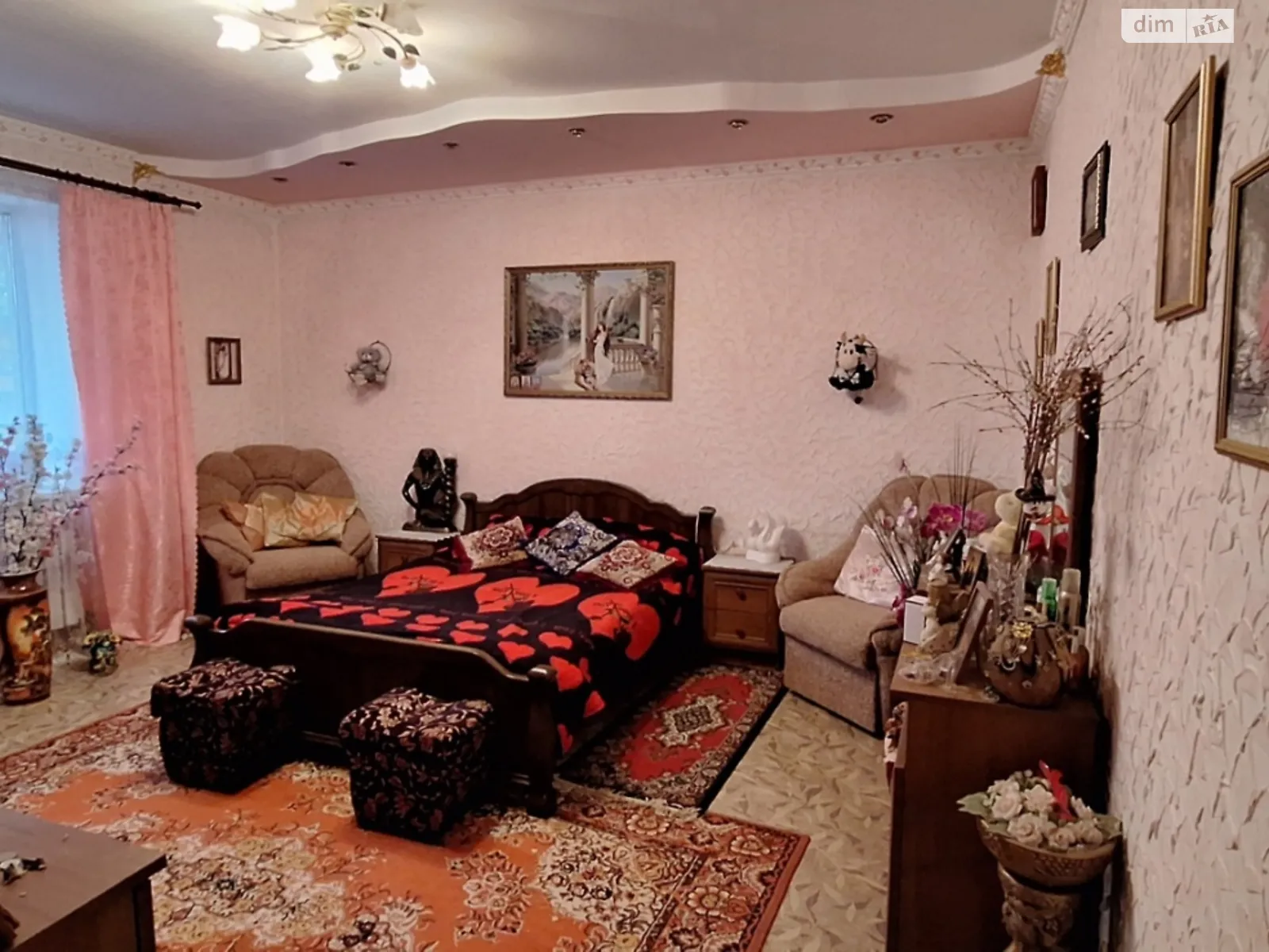 Продается дом на 2 этажа 277.5 кв. м с камином, цена: 120000 $ - фото 1