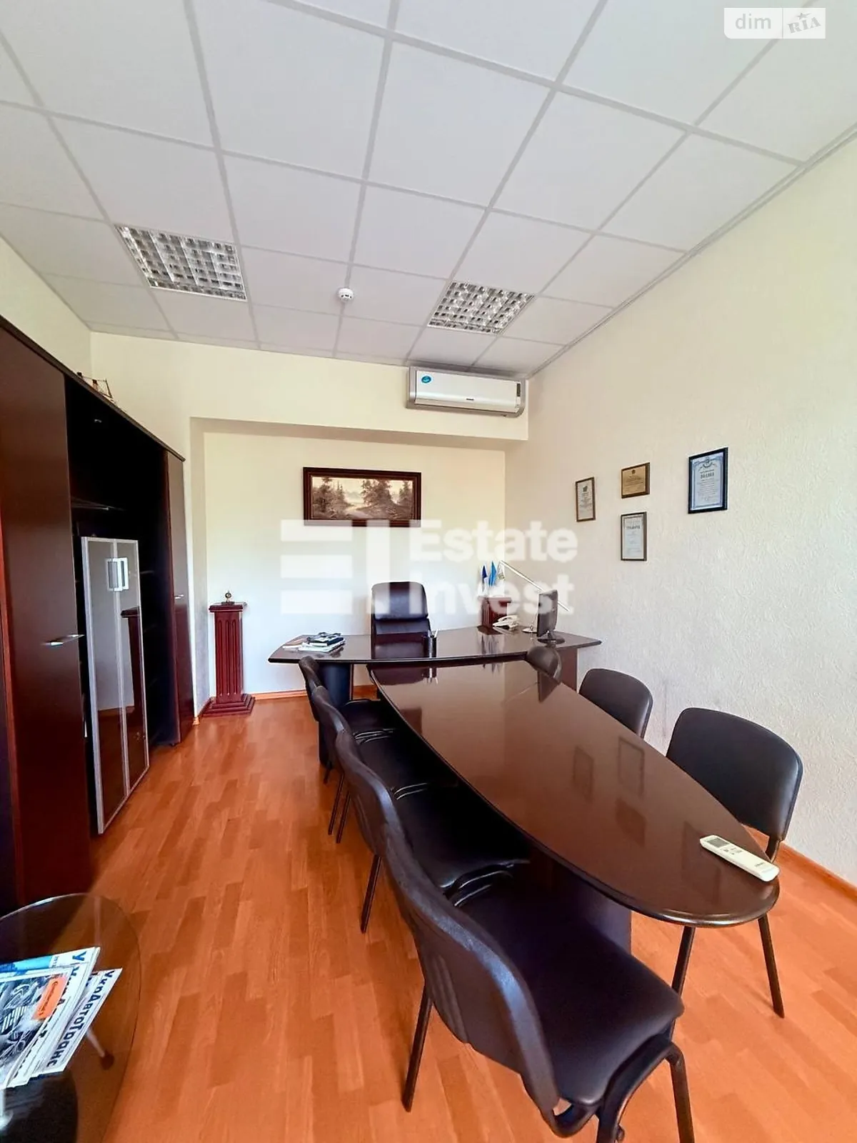 Сдается в аренду офис 128.3 кв. м в бизнес-центре, цена: 44800 грн - фото 1