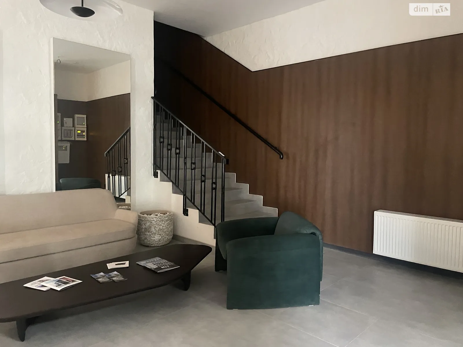 Продається 1-кімнатна квартира 46 кв. м у Одесі, вул. Софіївська, 1С - фото 1