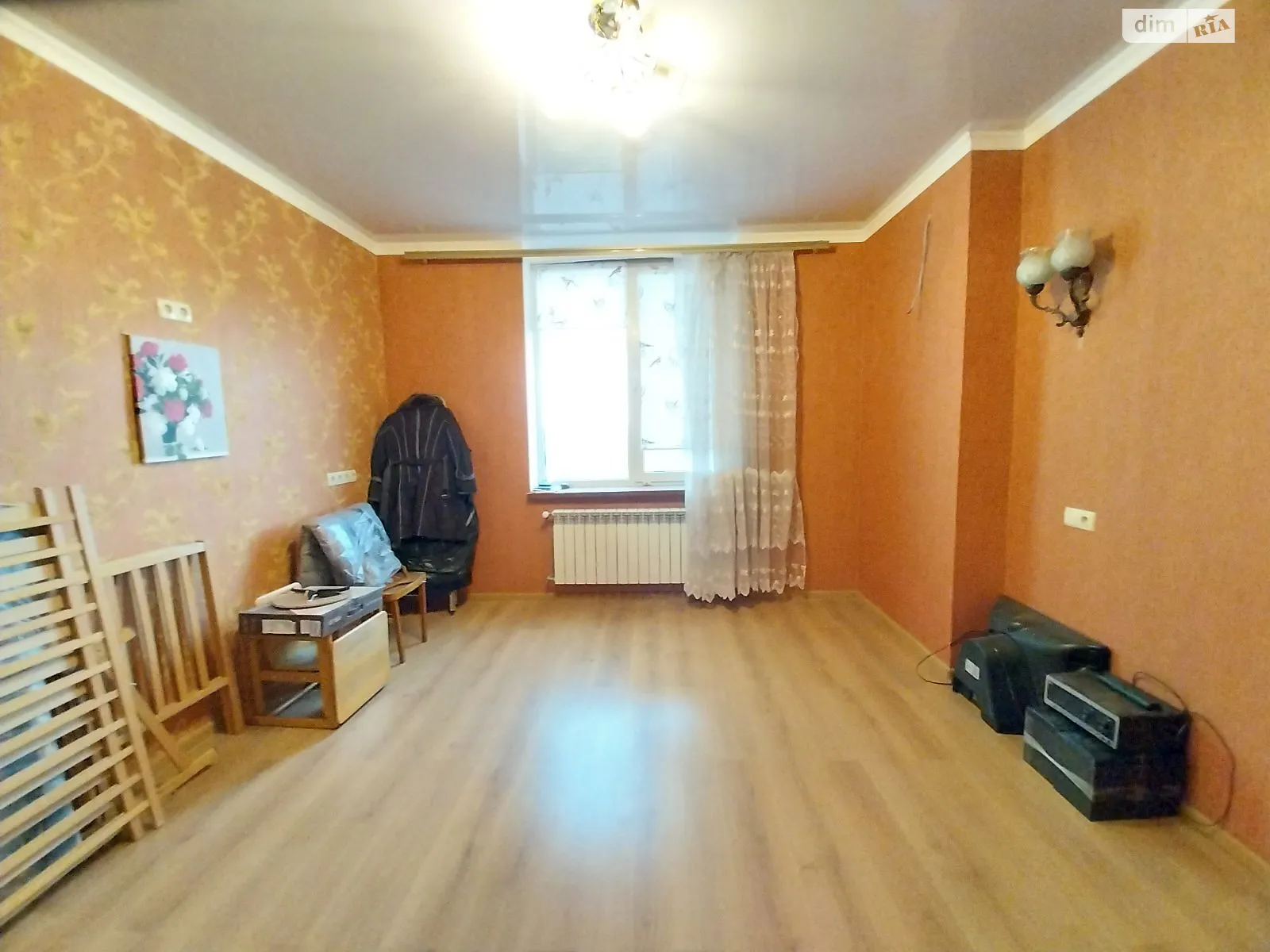 Продається 2-кімнатна квартира 68.8 кв. м у Чорноморську, вул. Парусна - фото 1