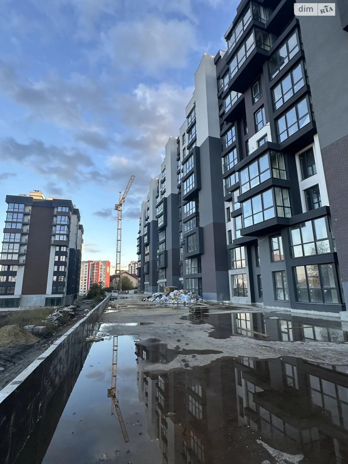 Продается 1-комнатная квартира 45 кв. м в Черновцах, ул. Науки, 14 - фото 1