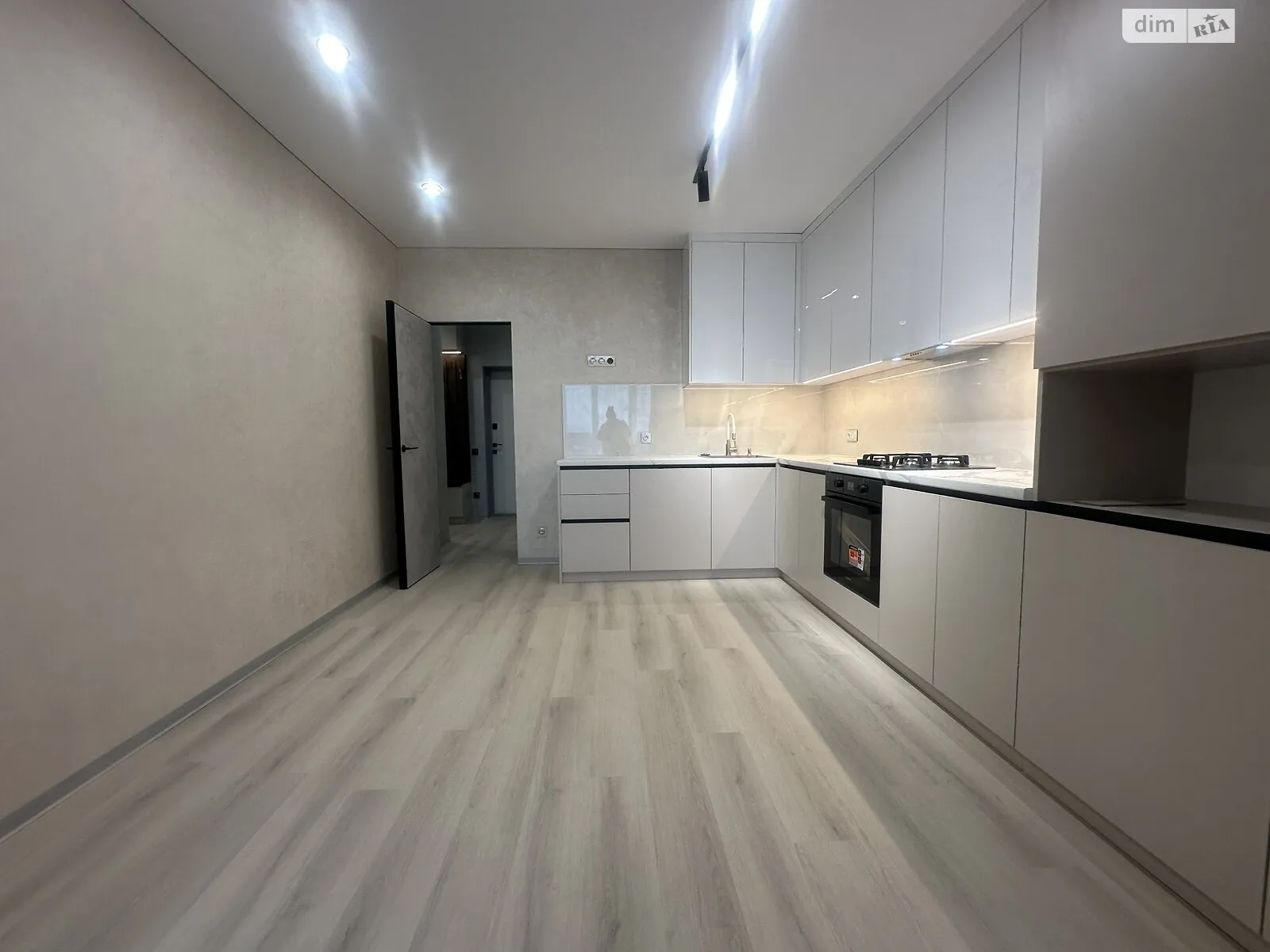 Продается 2-комнатная квартира 70 кв. м в Хмельницком, ул. Винницкая - фото 1