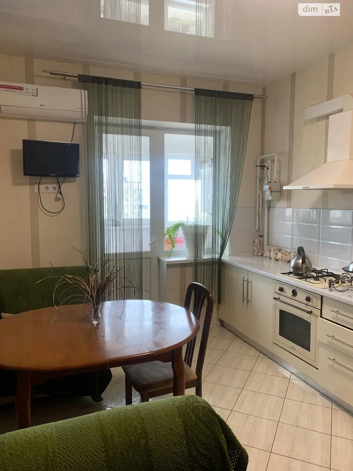 Продається 1-кімнатна квартира 81.4 кв. м у Чорноморську, вул. Парусна, 1Н - фото 1