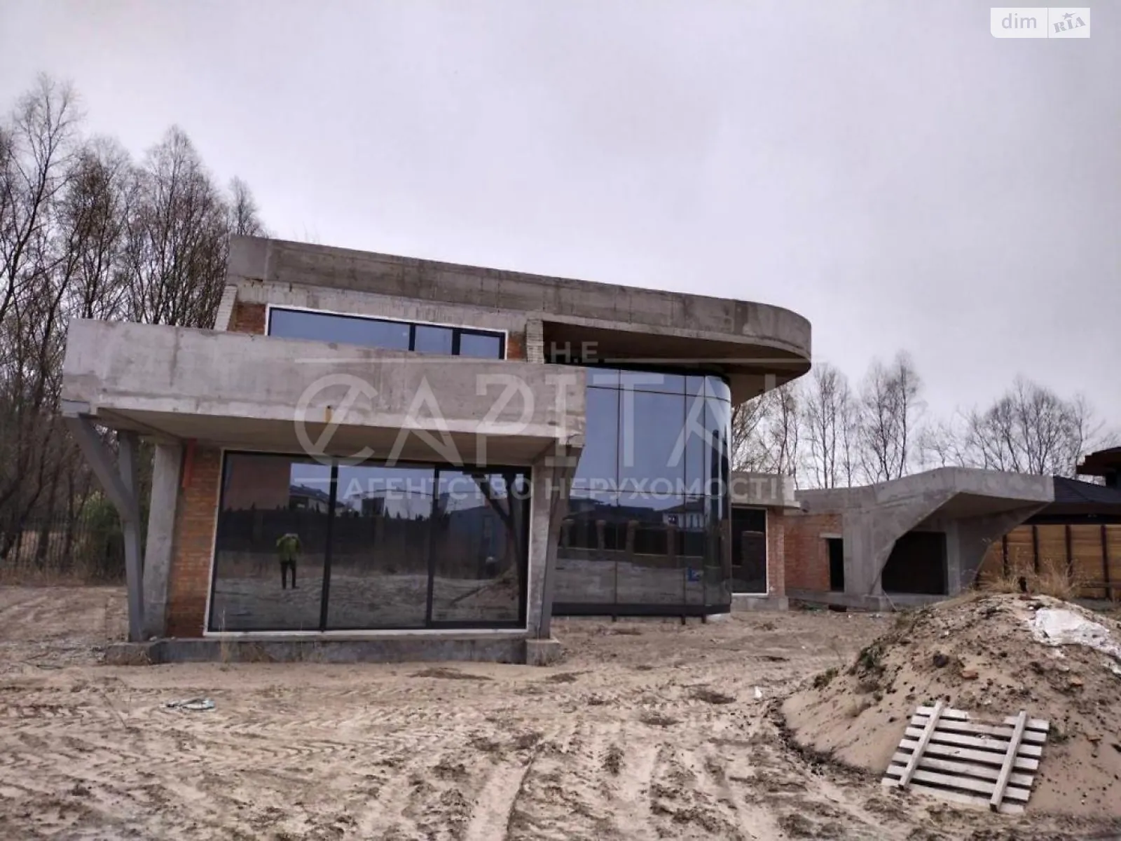 Продается дом на 2 этажа 406 кв. м с беседкой, цена: 780000 $ - фото 1