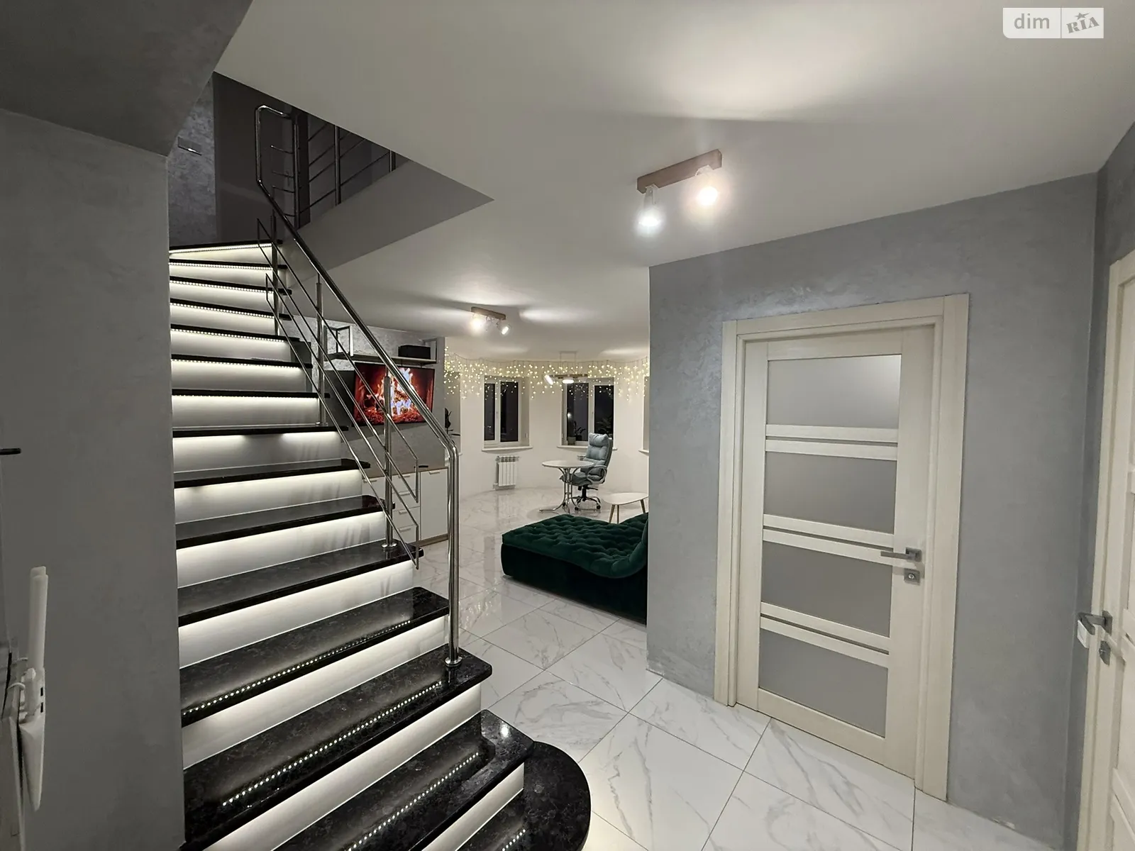 Продается 3-комнатная квартира 95 кв. м в Хмельницком, просп. Мира, 94/1В - фото 1